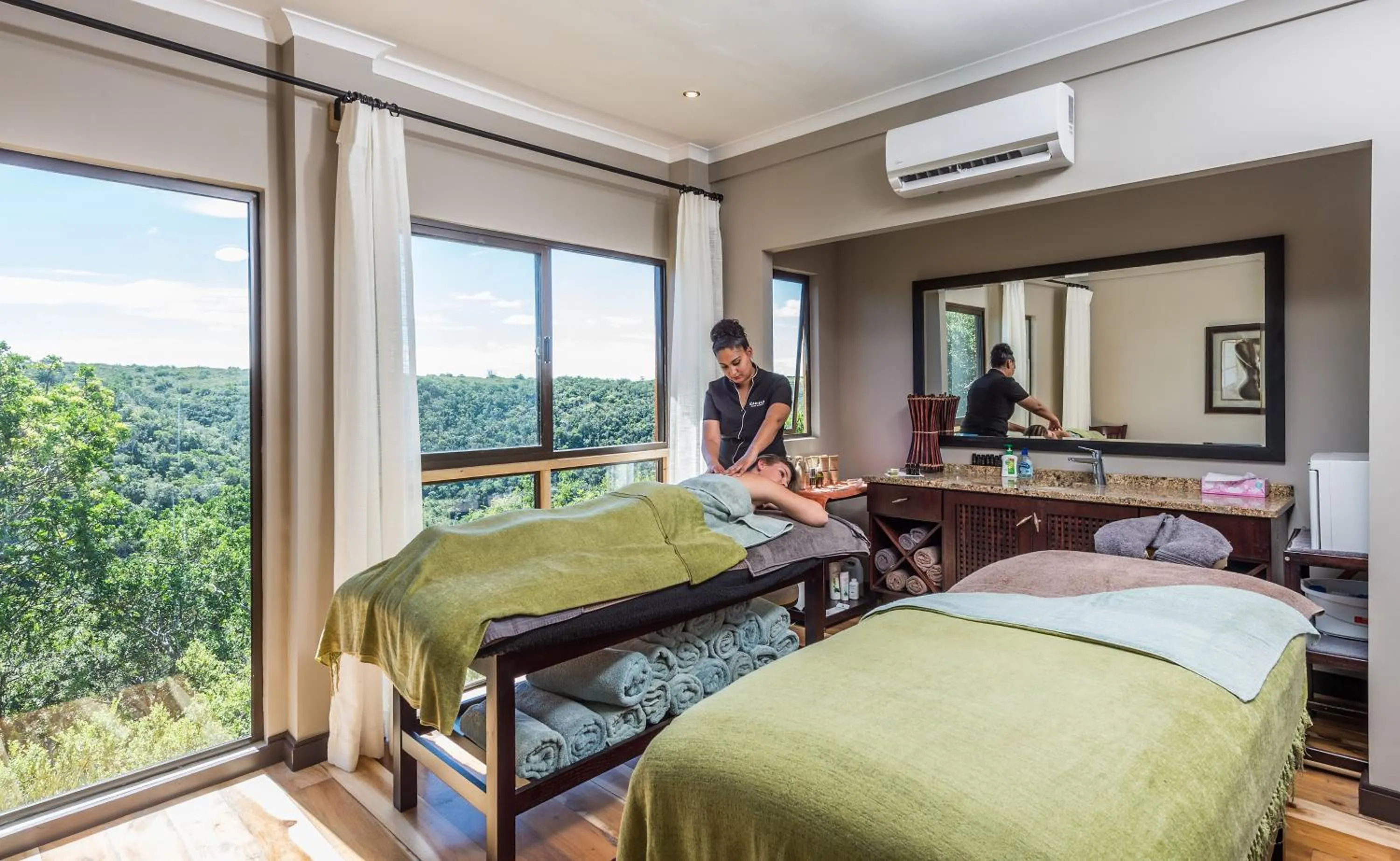 Massage, Bed in Kariega Game Reserve Ukhozi Lodge
