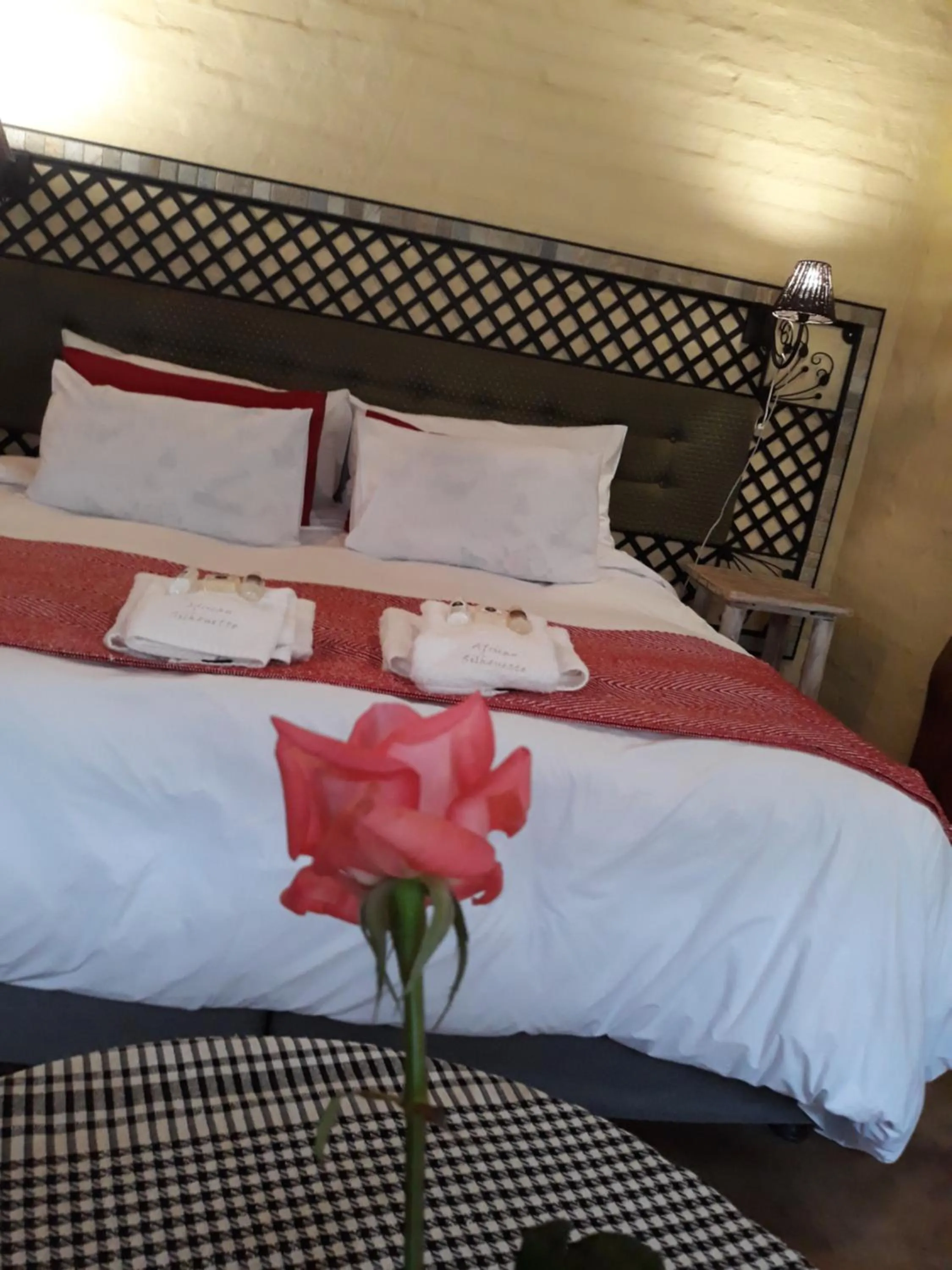 Bed in African Silhouette Guesthouse