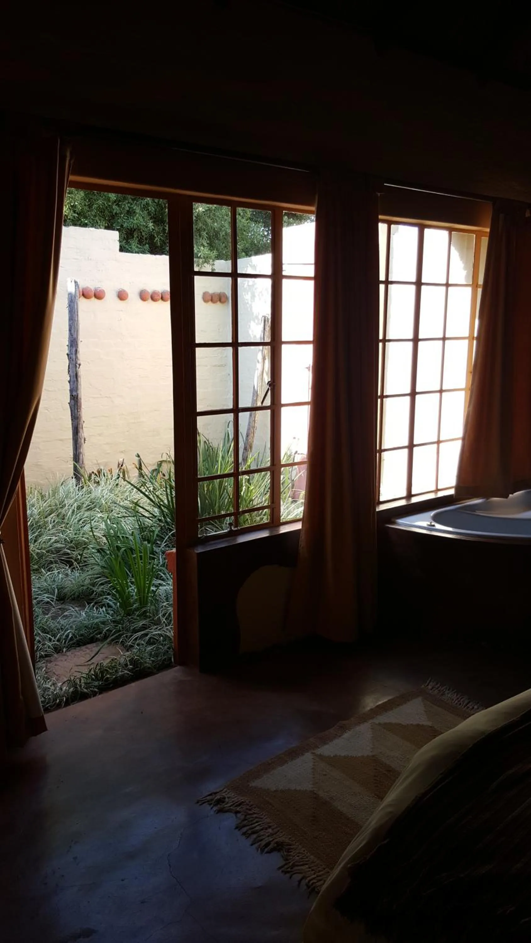 Spa and wellness centre/facilities, Bed in African Silhouette Guesthouse