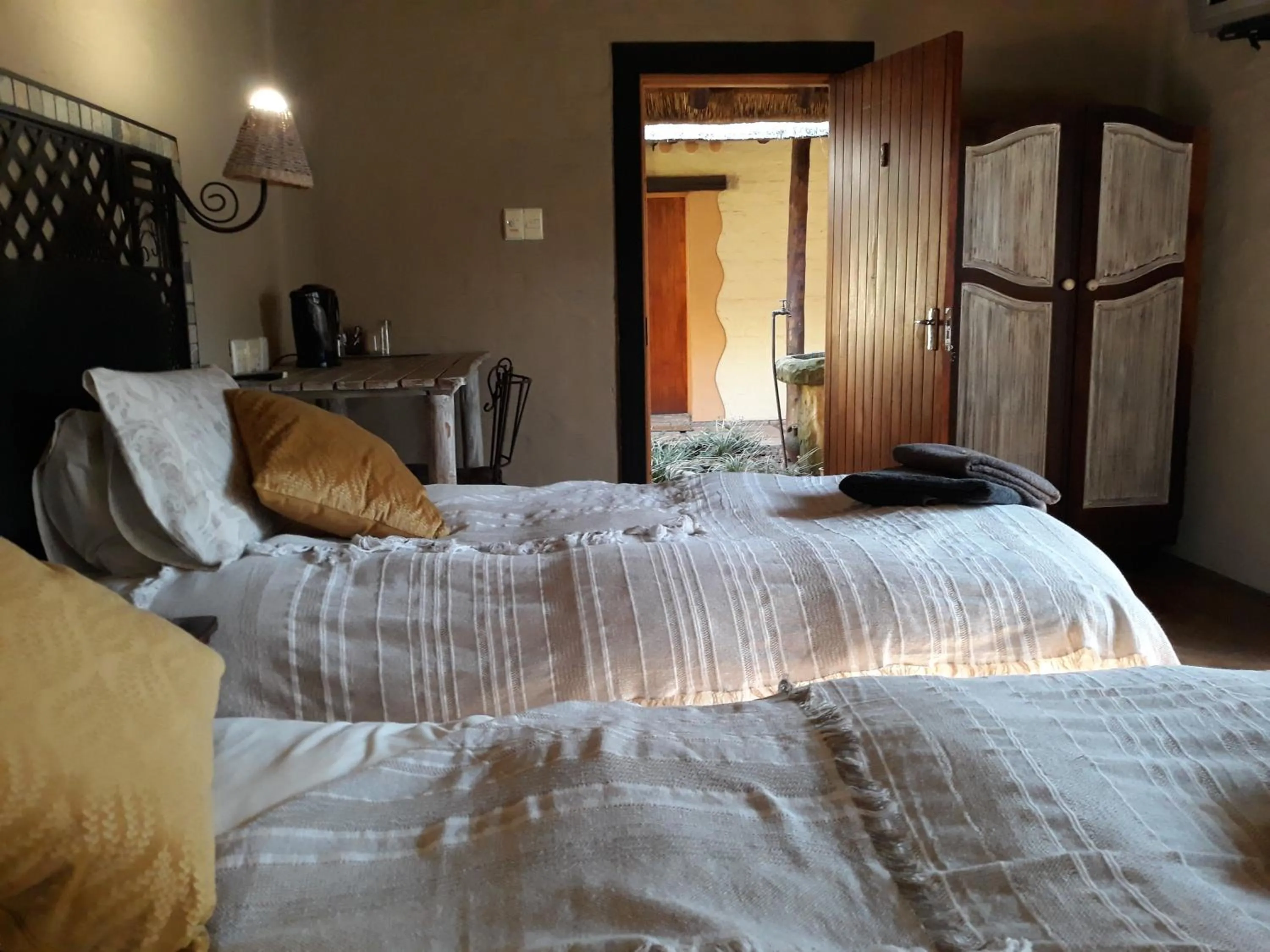 Shower, Bed in African Silhouette Guesthouse