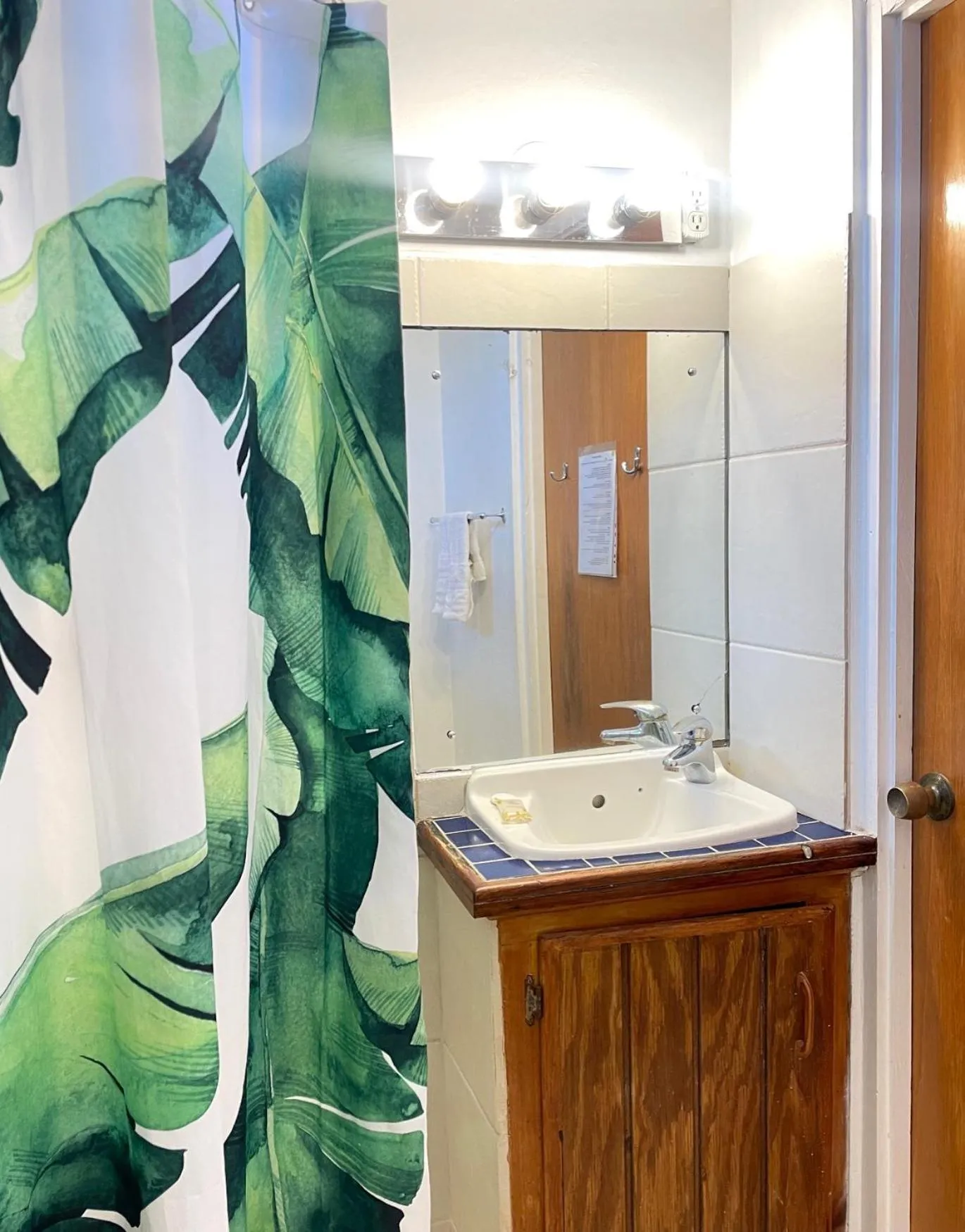 Shower in Bananaquit Tobago -Stay Near the Beach