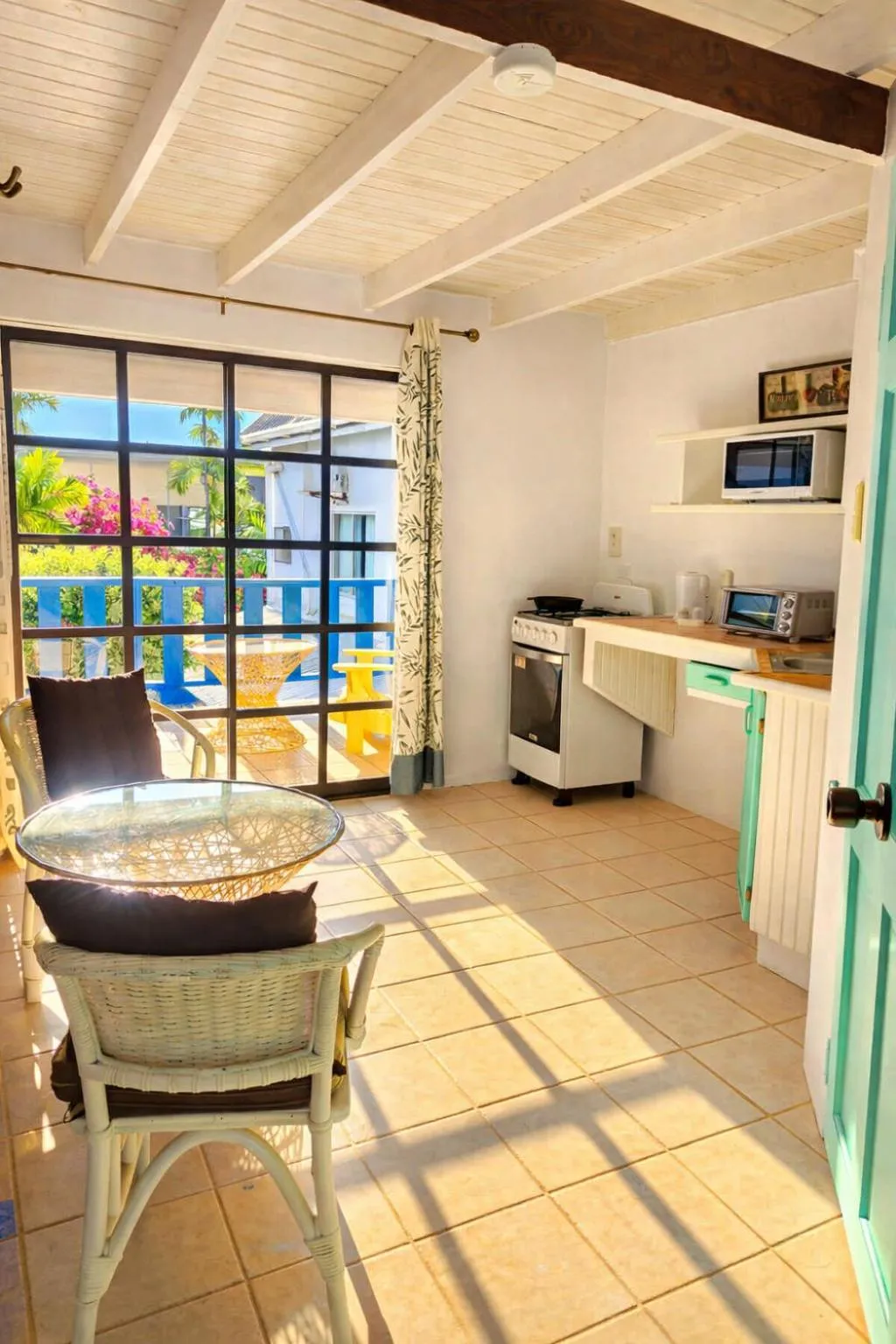 Balcony/Terrace in Bananaquit Tobago -Stay Near the Beach