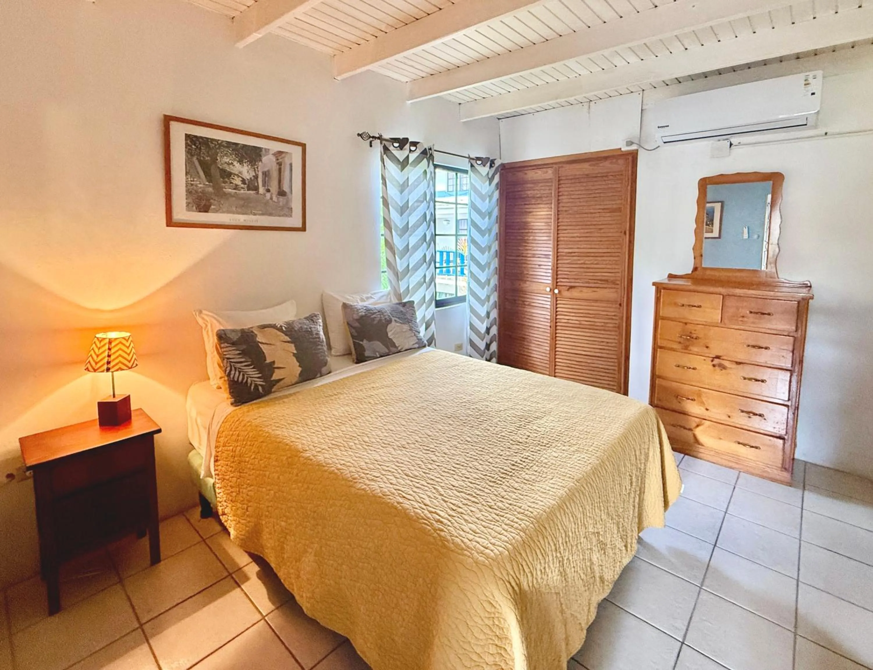 Bedroom, Bed in Bananaquit Tobago -Stay Near the Beach