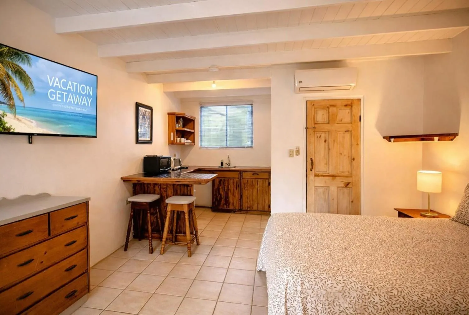 TV and multimedia, Bed in Bananaquit Tobago -Stay Near the Beach