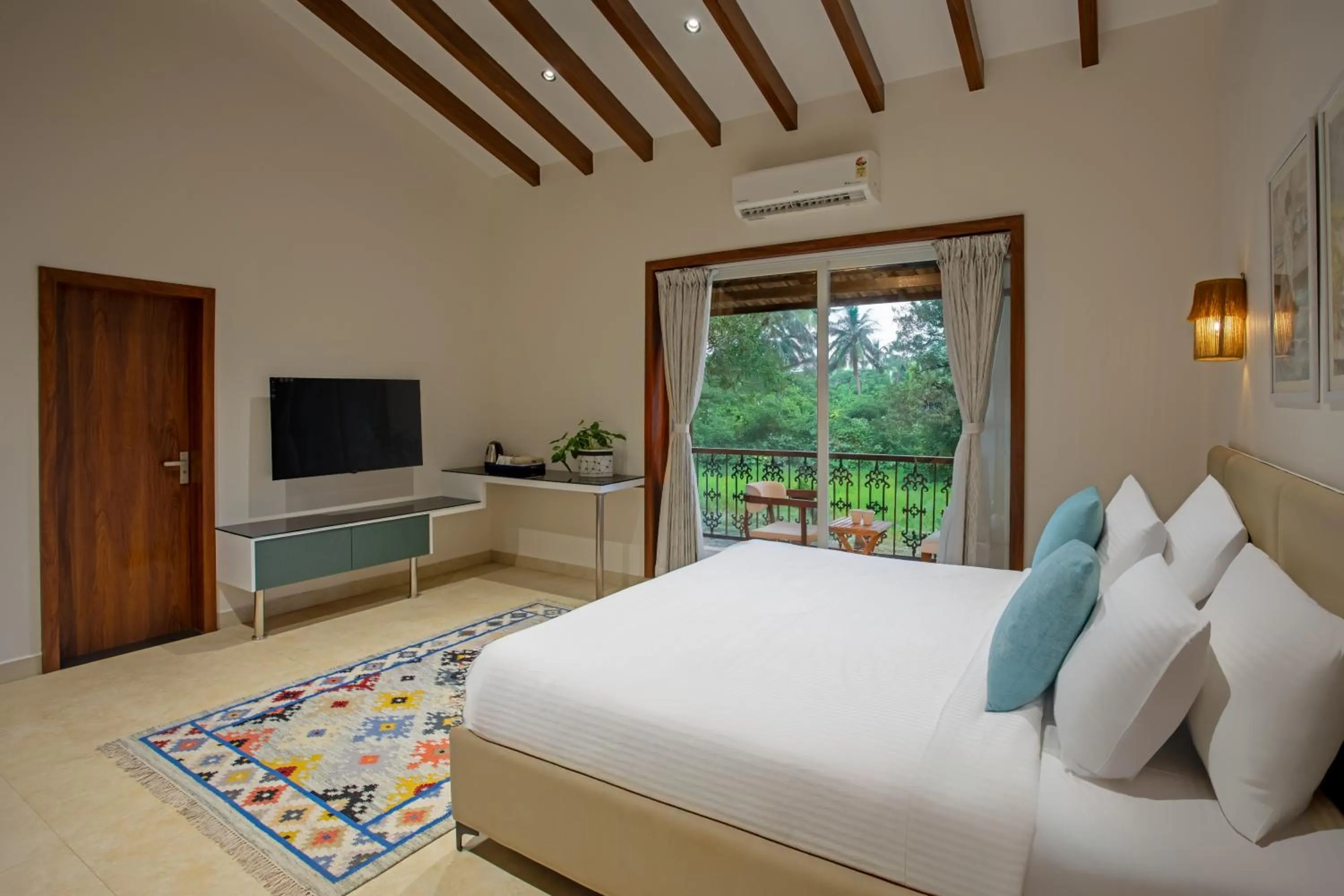 Bedroom, Bed in Lamrin Morjim Goa