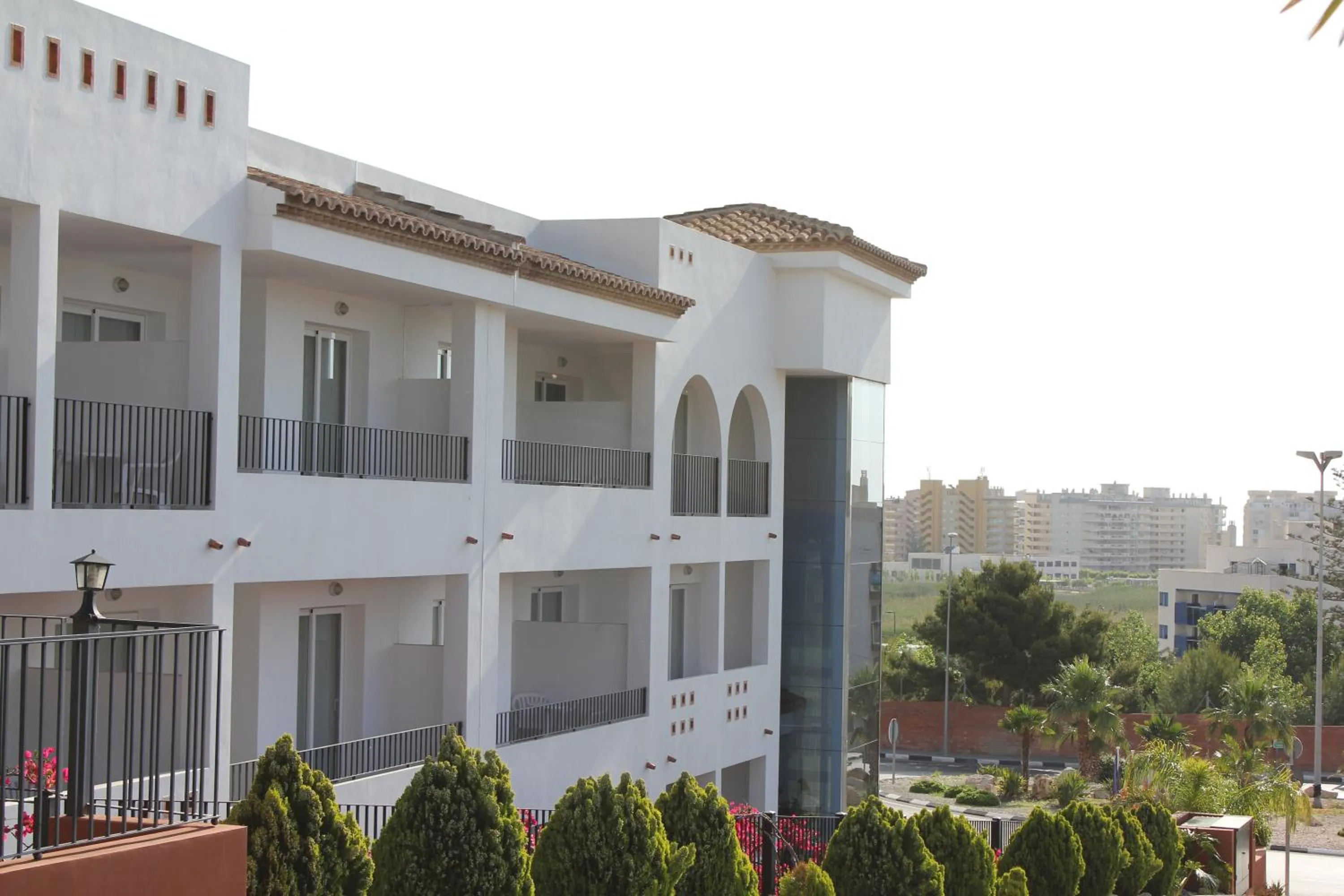 Facade/entrance in Aparthotel Puerto Mar