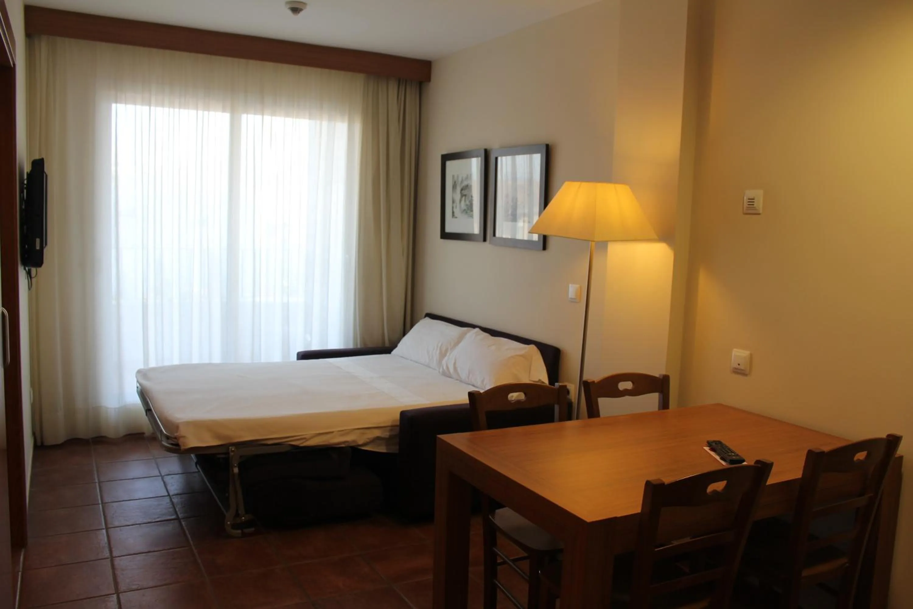 bunk bed in Aparthotel Puerto Mar