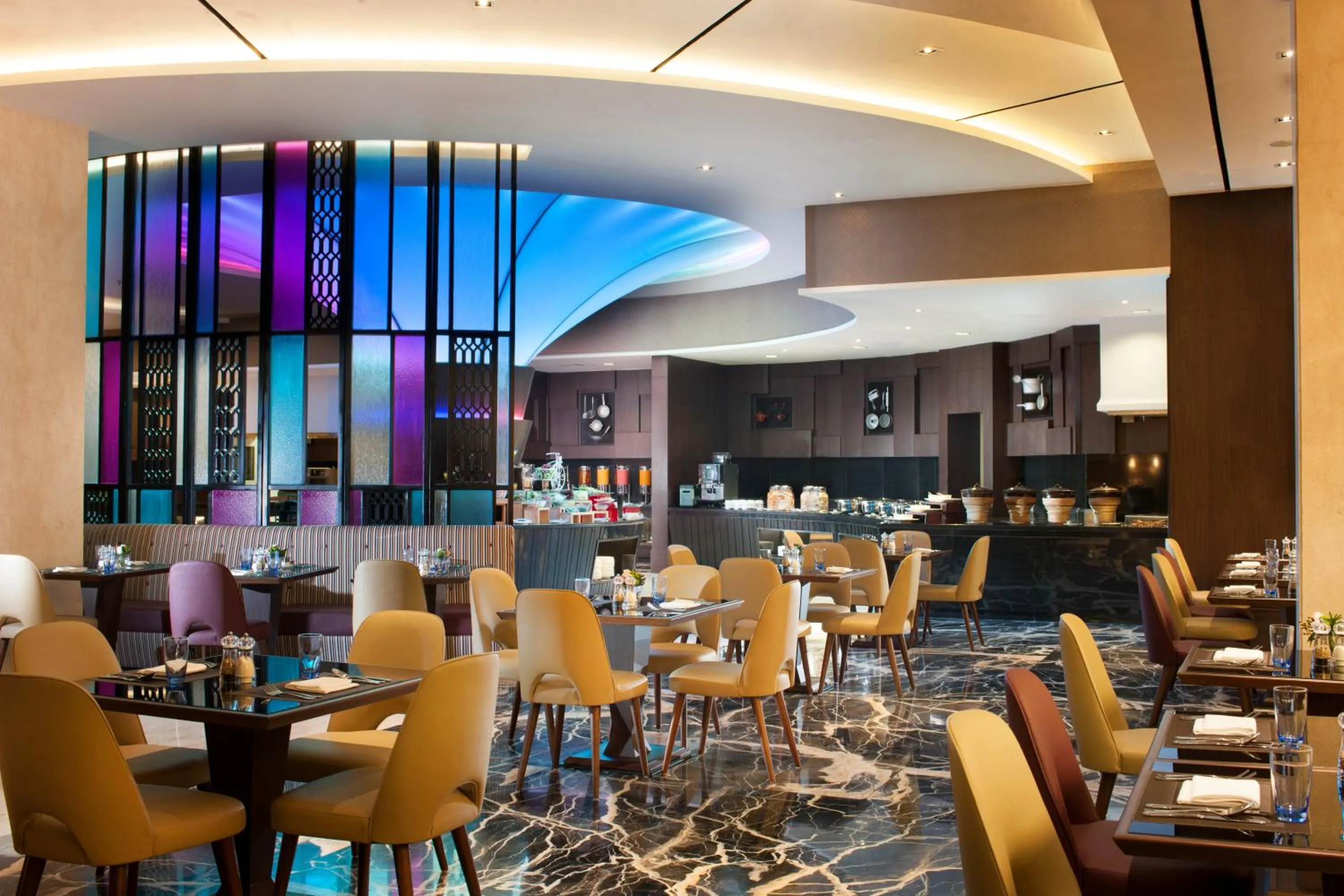 Restaurant/places to eat in Crowne Plaza Bandung by IHG