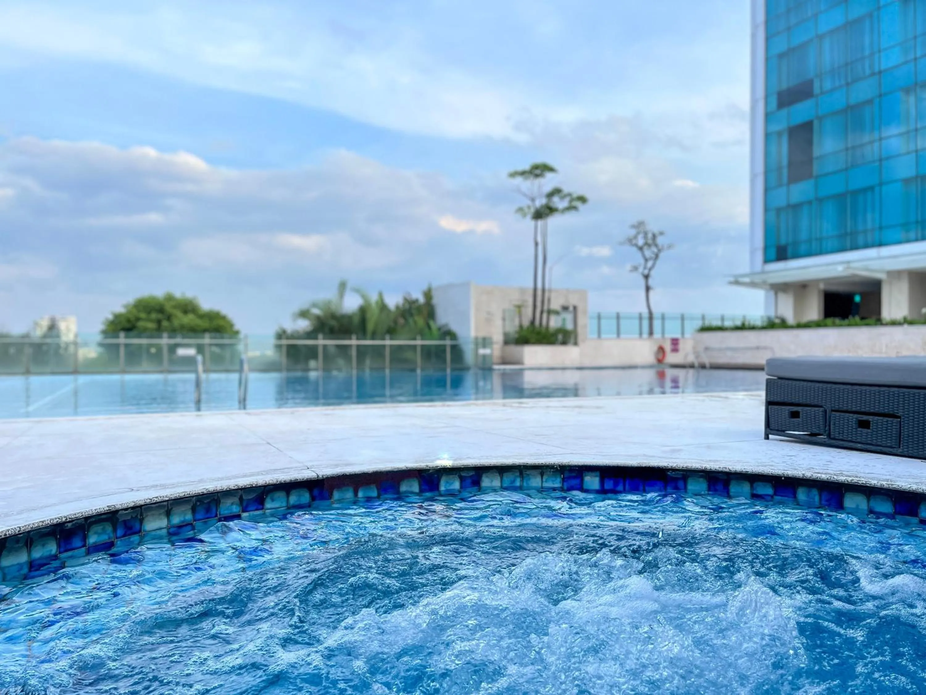 Swimming pool in Crowne Plaza Bandung by IHG