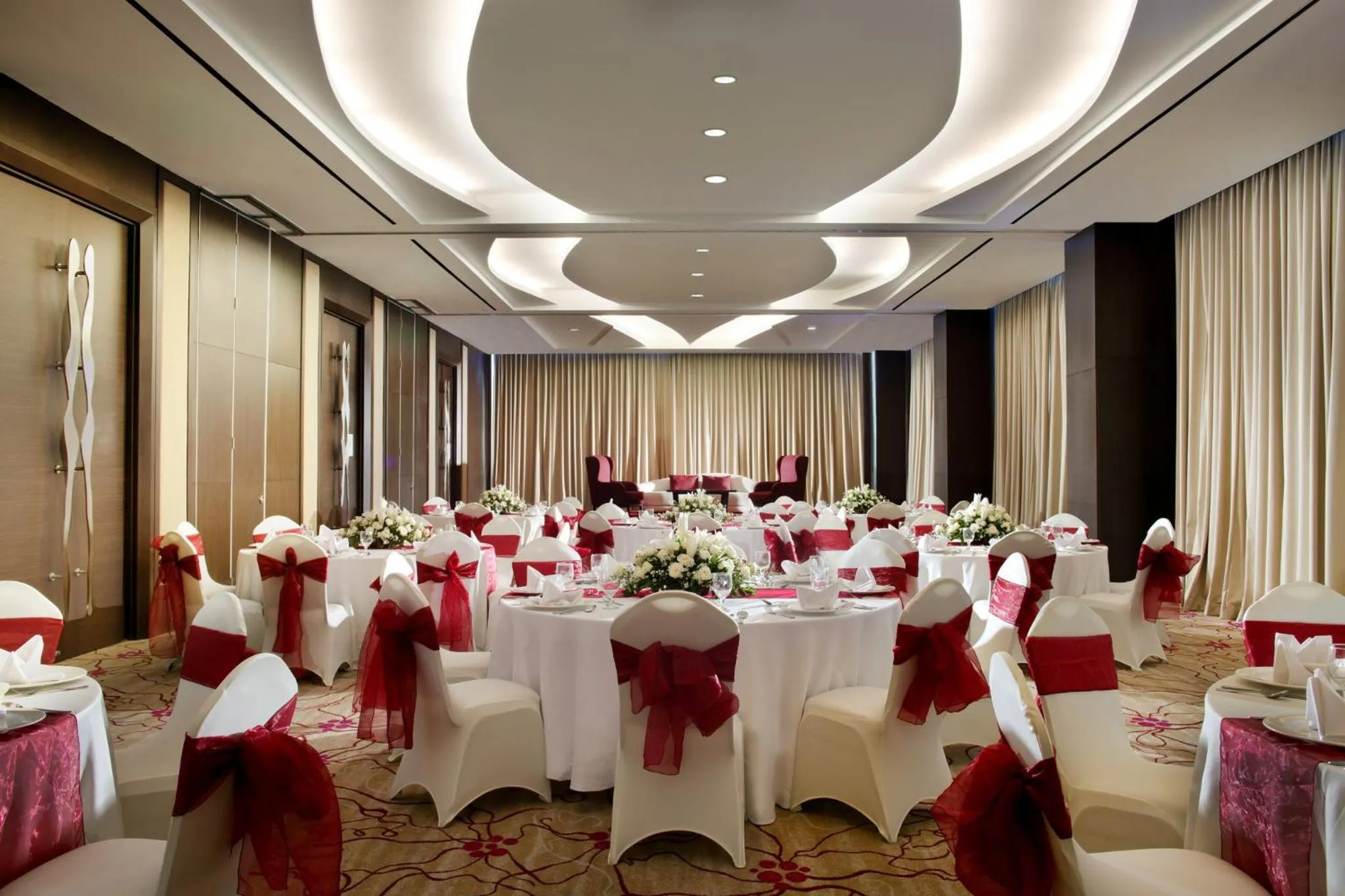 Meeting/conference room in Crowne Plaza Bandung by IHG
