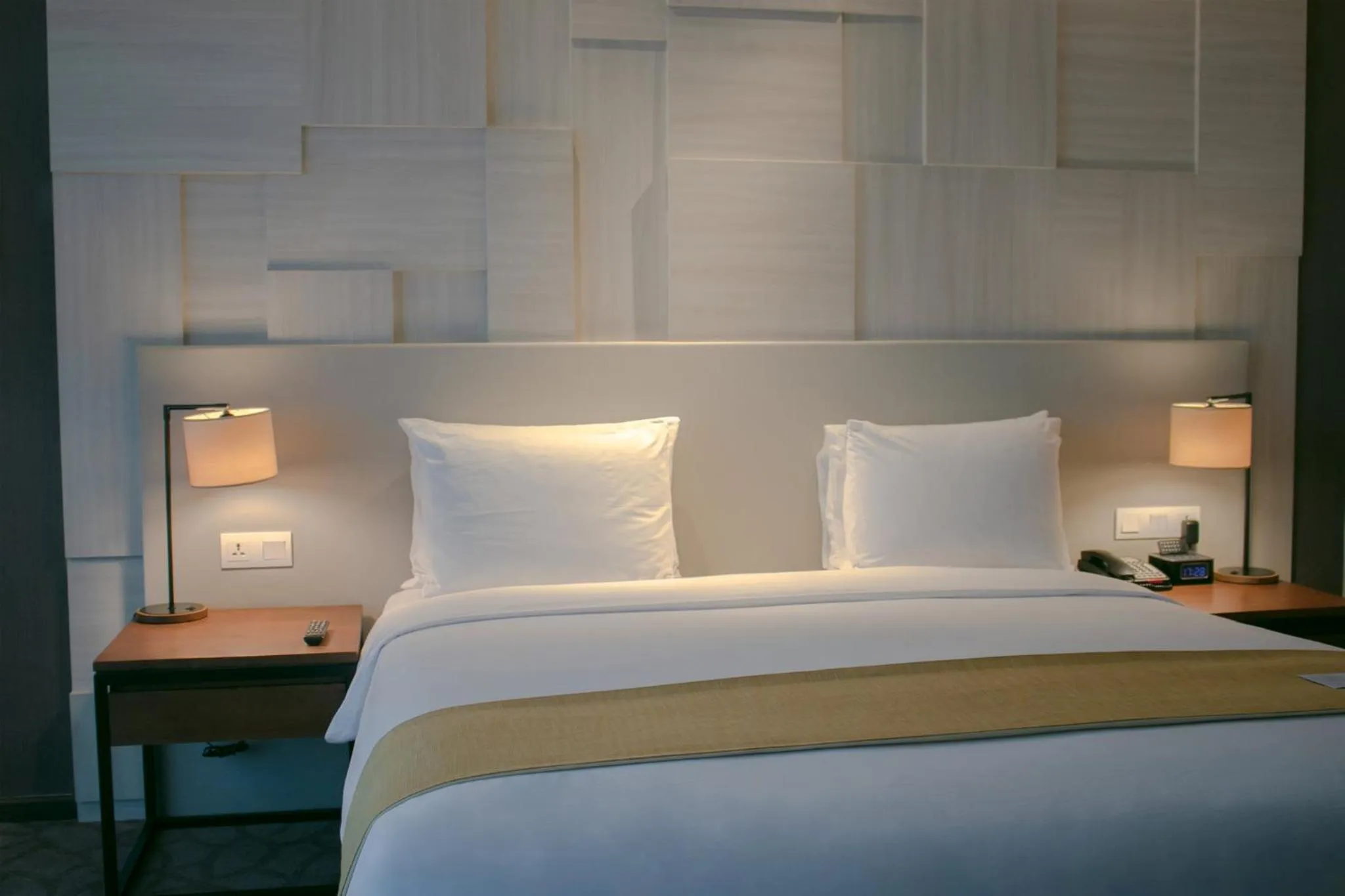 Photo of the whole room, Bed in Crowne Plaza Bandung by IHG