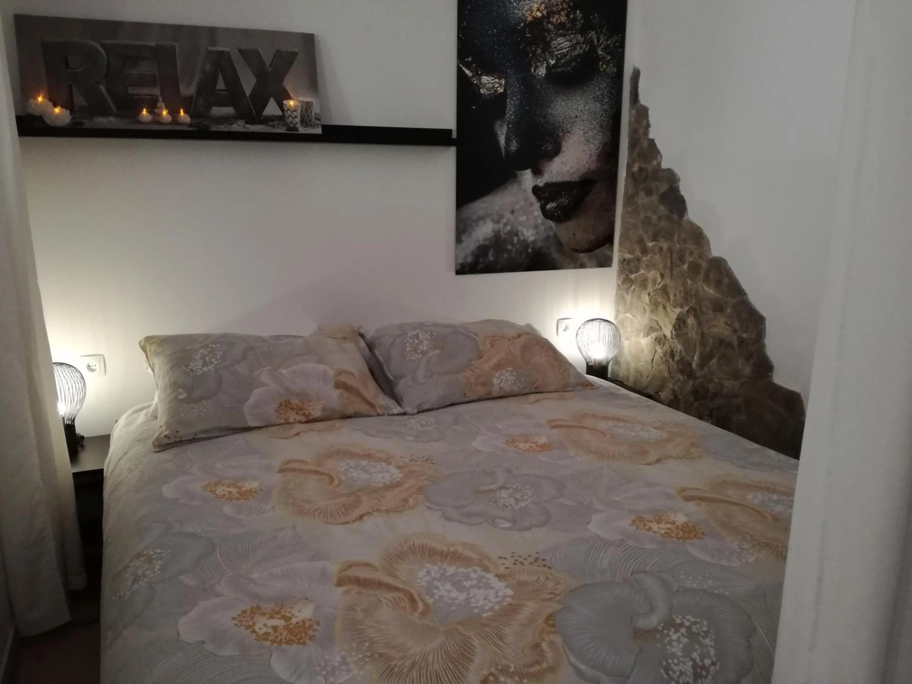 Bed in Relax tiny villas 40 meters of the beach