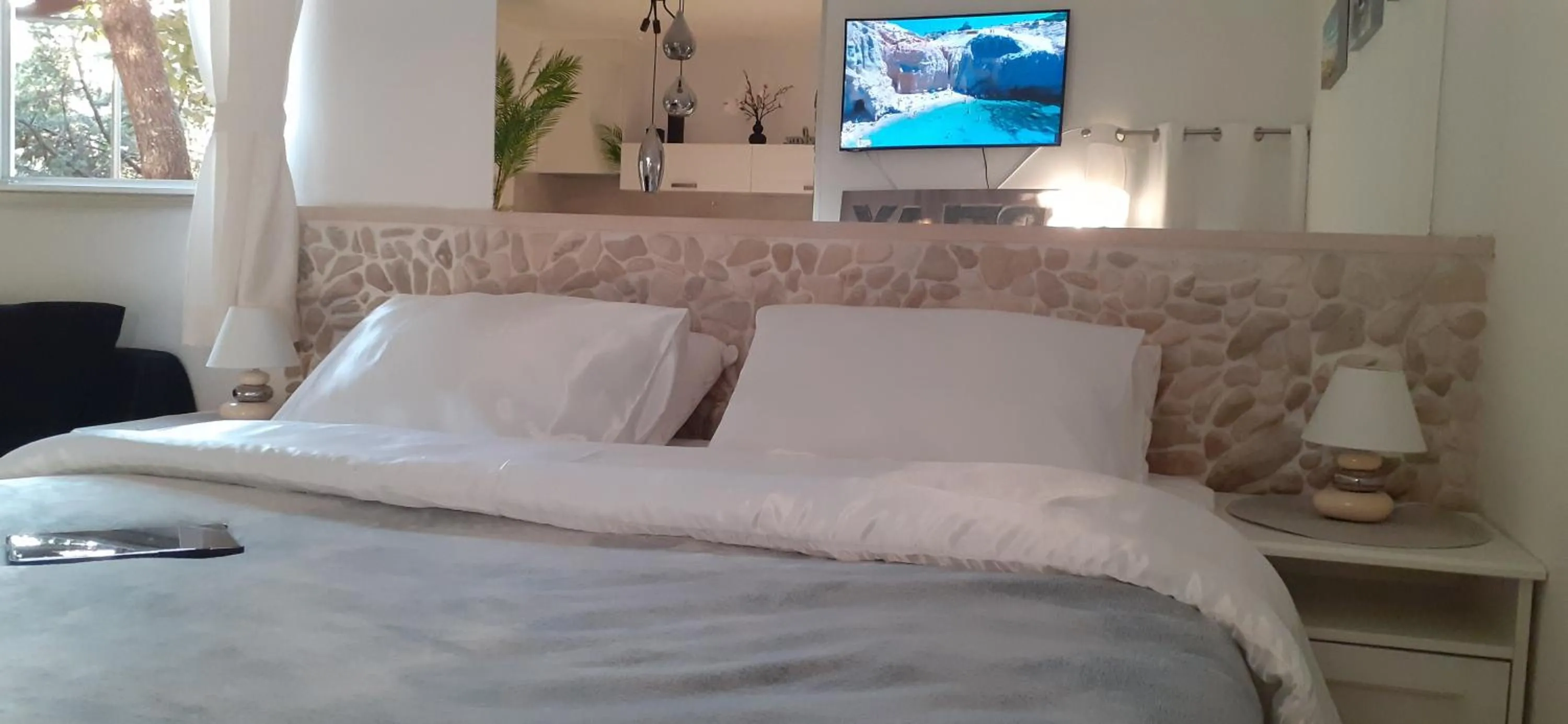 Bedroom, Bed in Relax tiny villas 40 meters of the beach