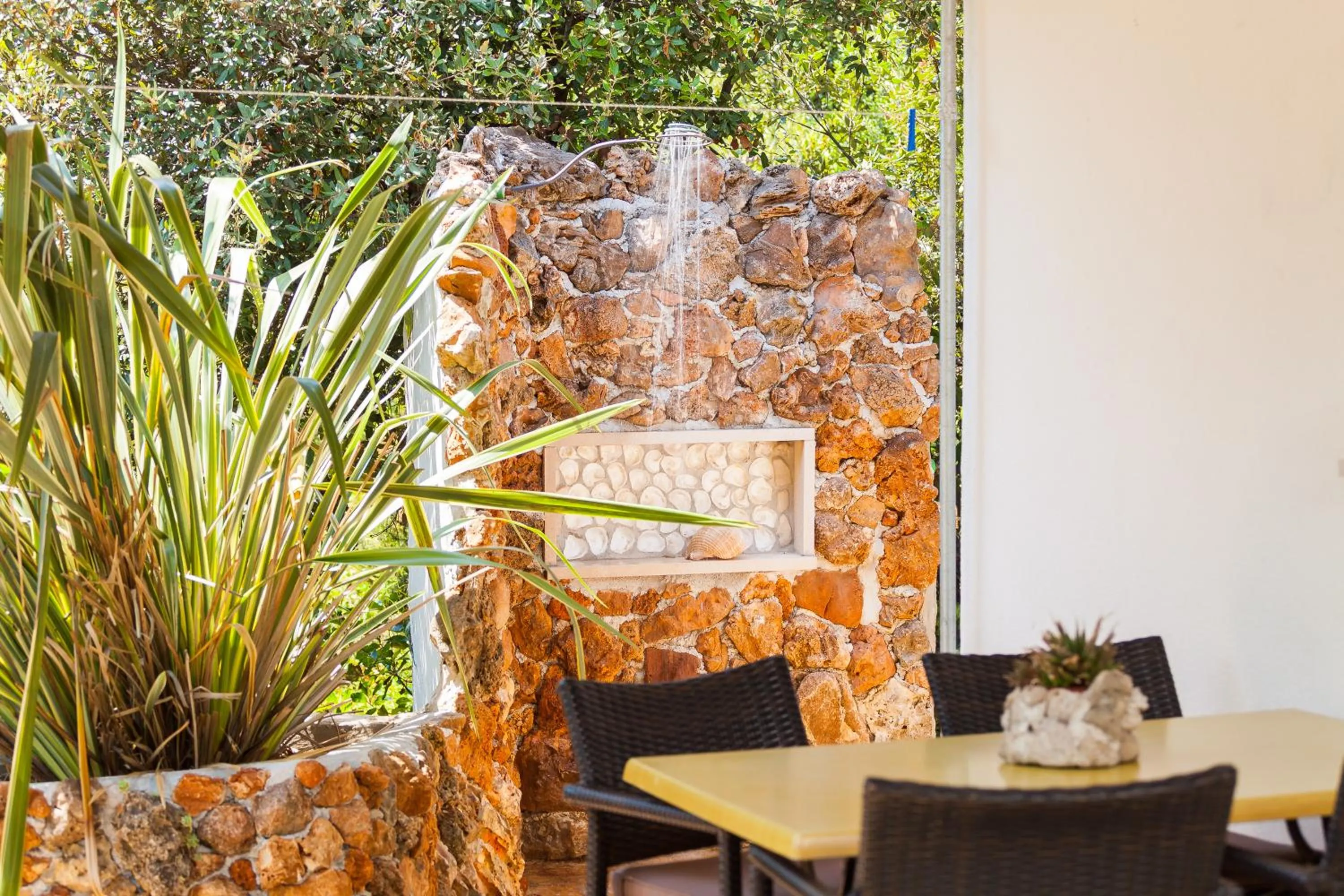 Balcony/Terrace in Relax tiny villas 40 meters of the beach