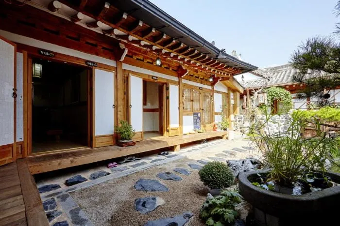 Happiness Full Hanok Guesthouse