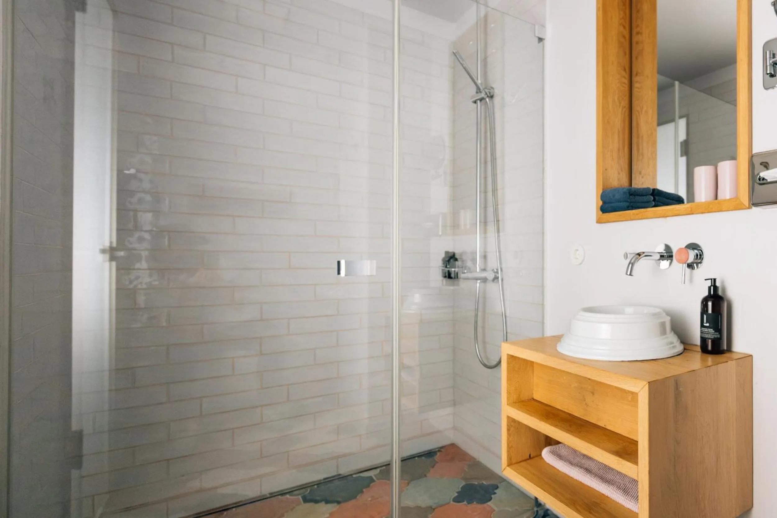 Shower in Libertine Lindenberg