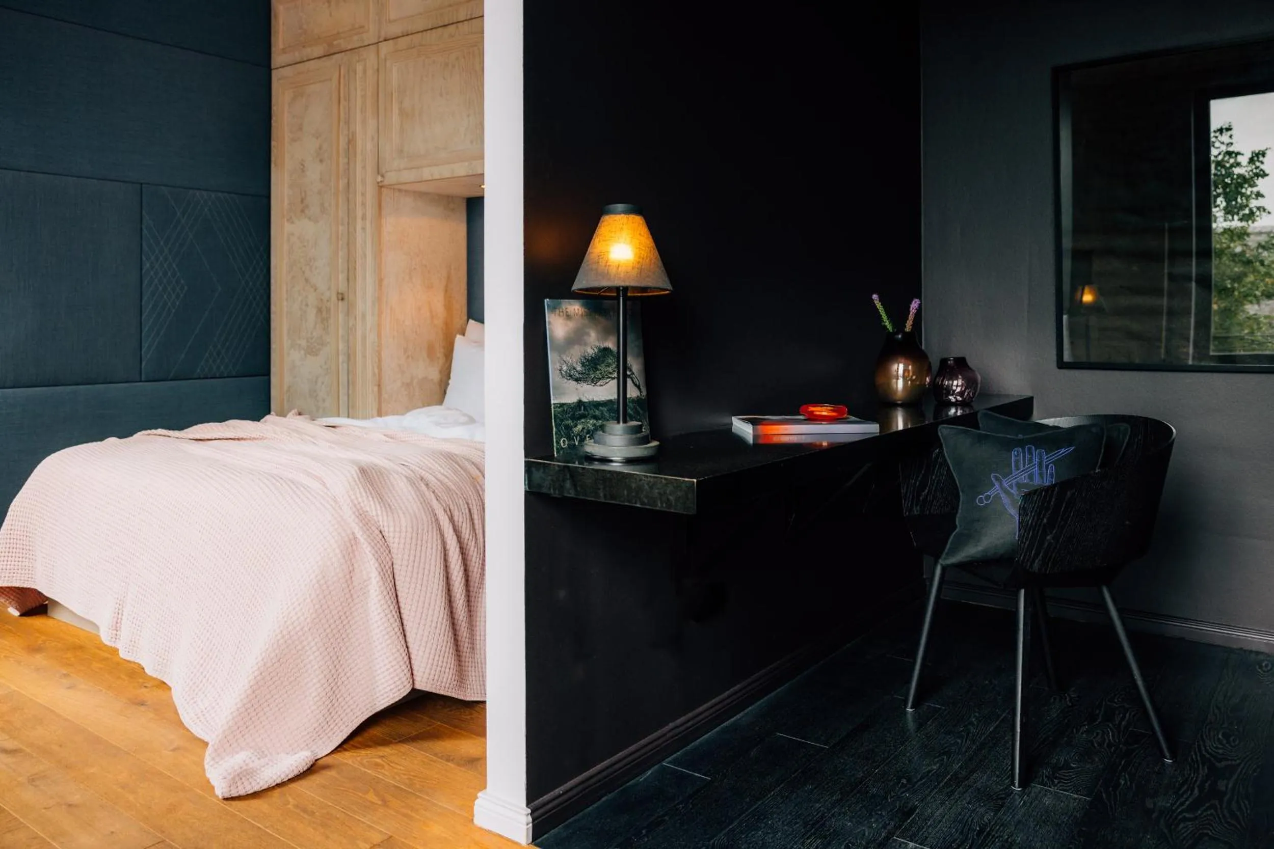 Bedroom, Bed in Libertine Lindenberg