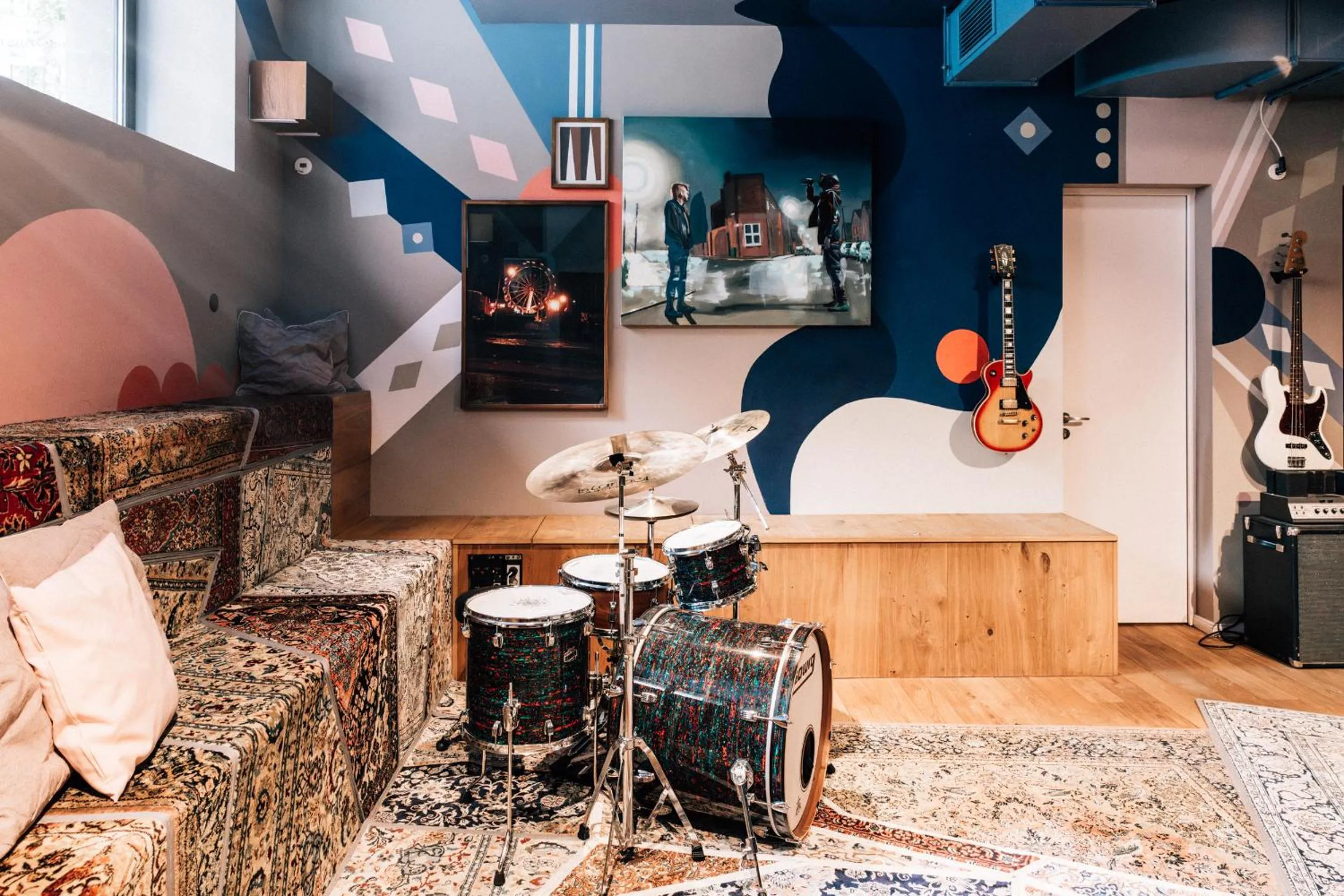 Business facilities in Libertine Lindenberg