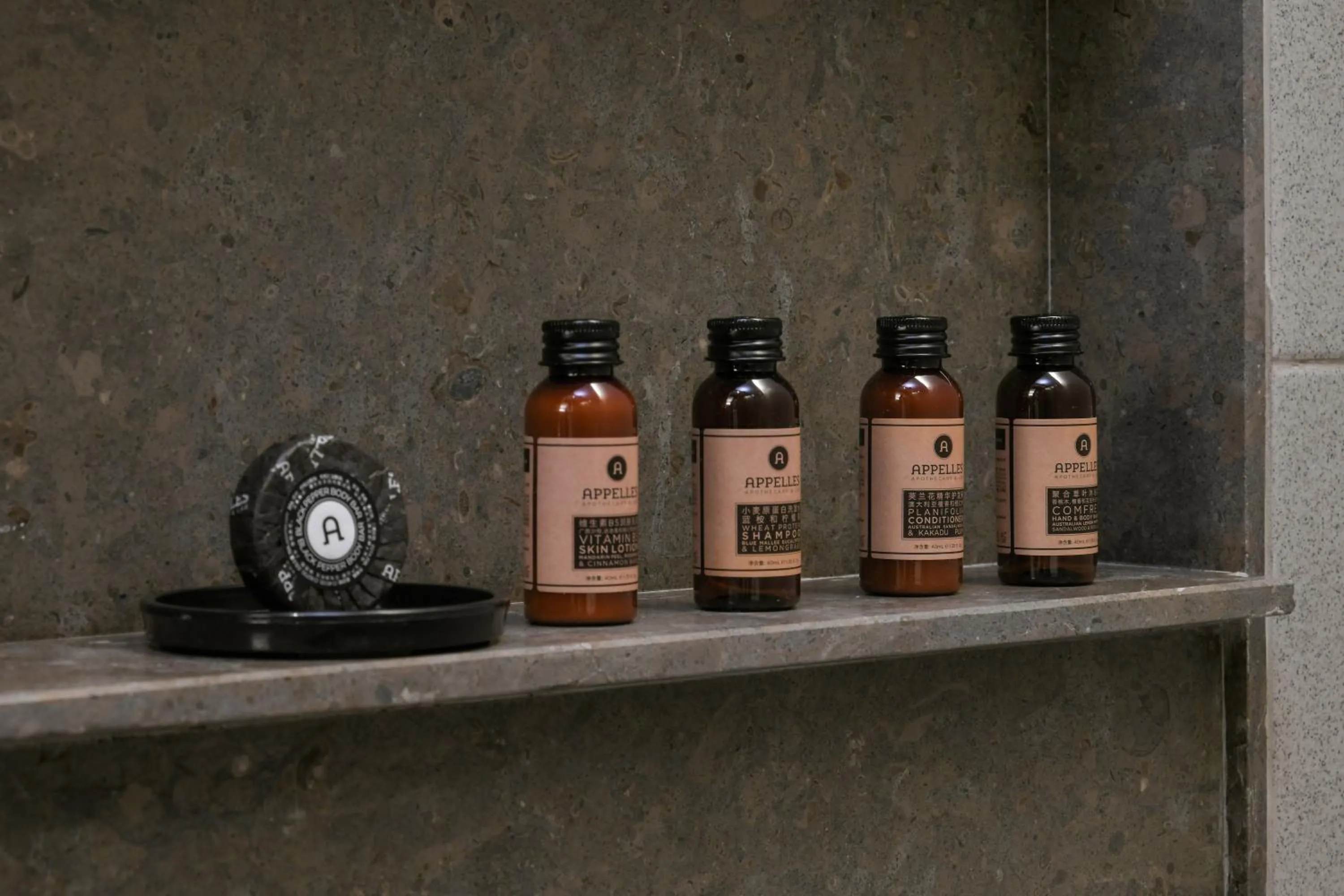 Decorative detail in LeeManorHotle