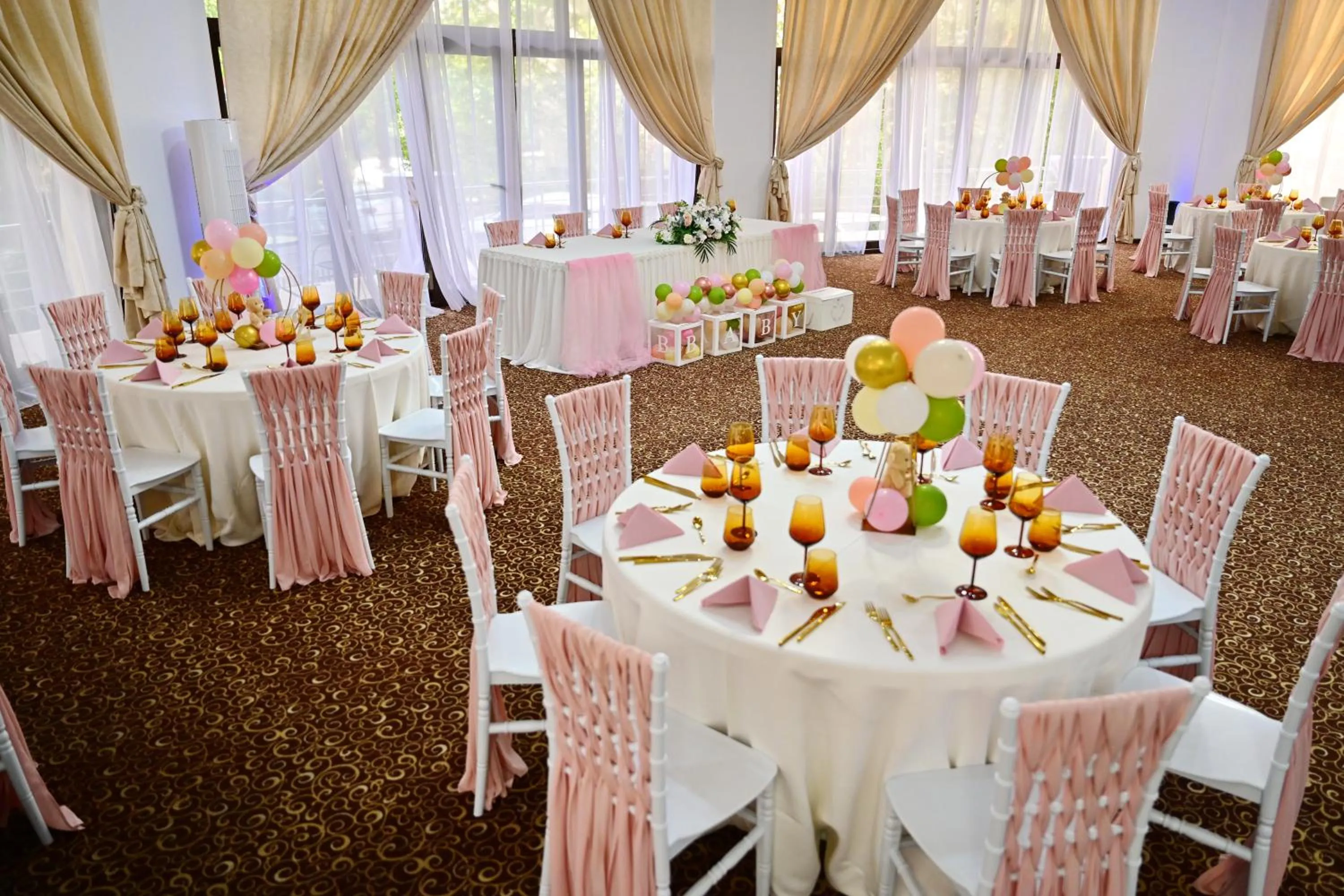 Banquet/Function facilities in Hotel Sir Royal