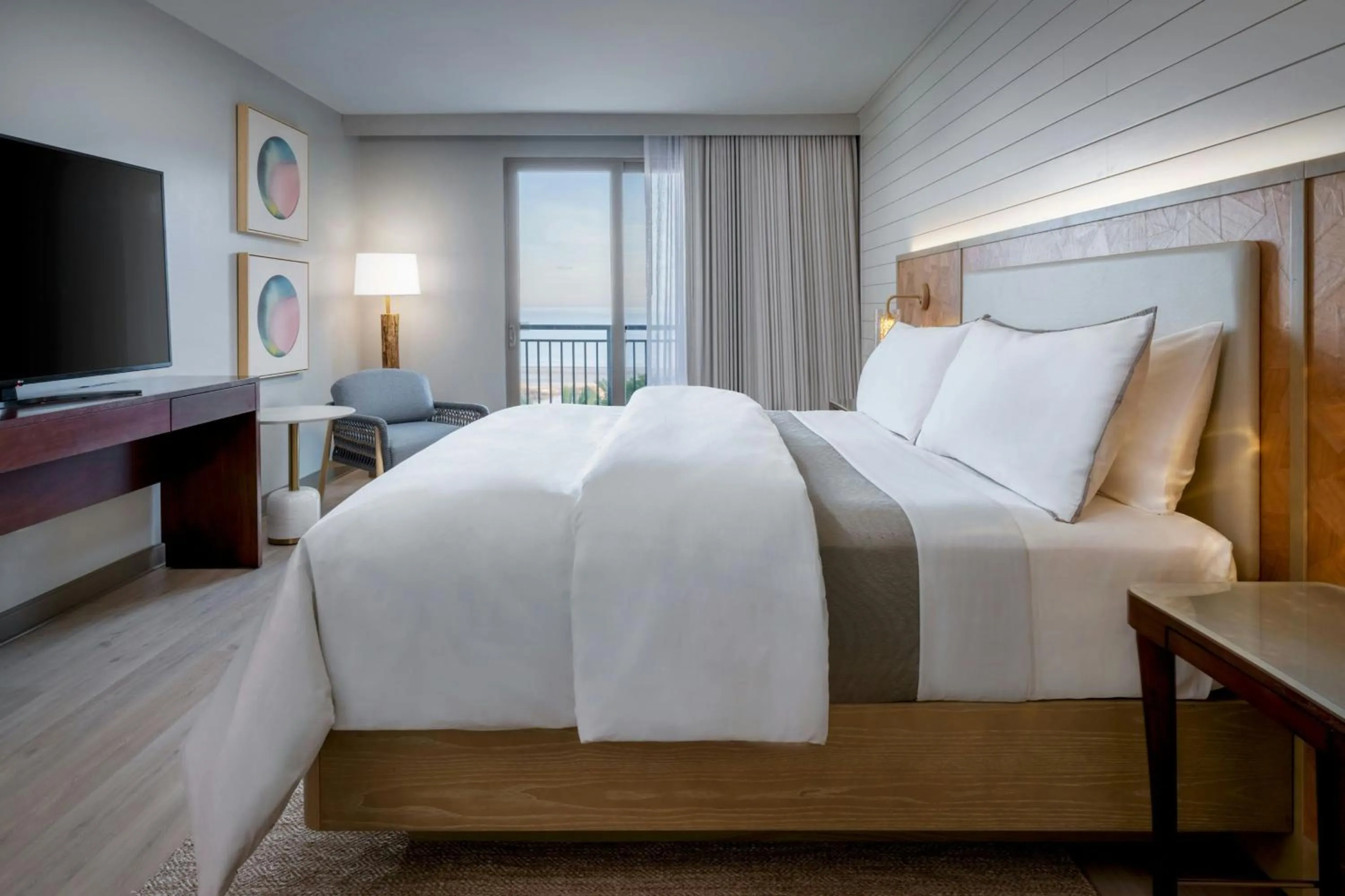 Photo of the whole room, Bed in The Westin Jekyll Island Beach Resort