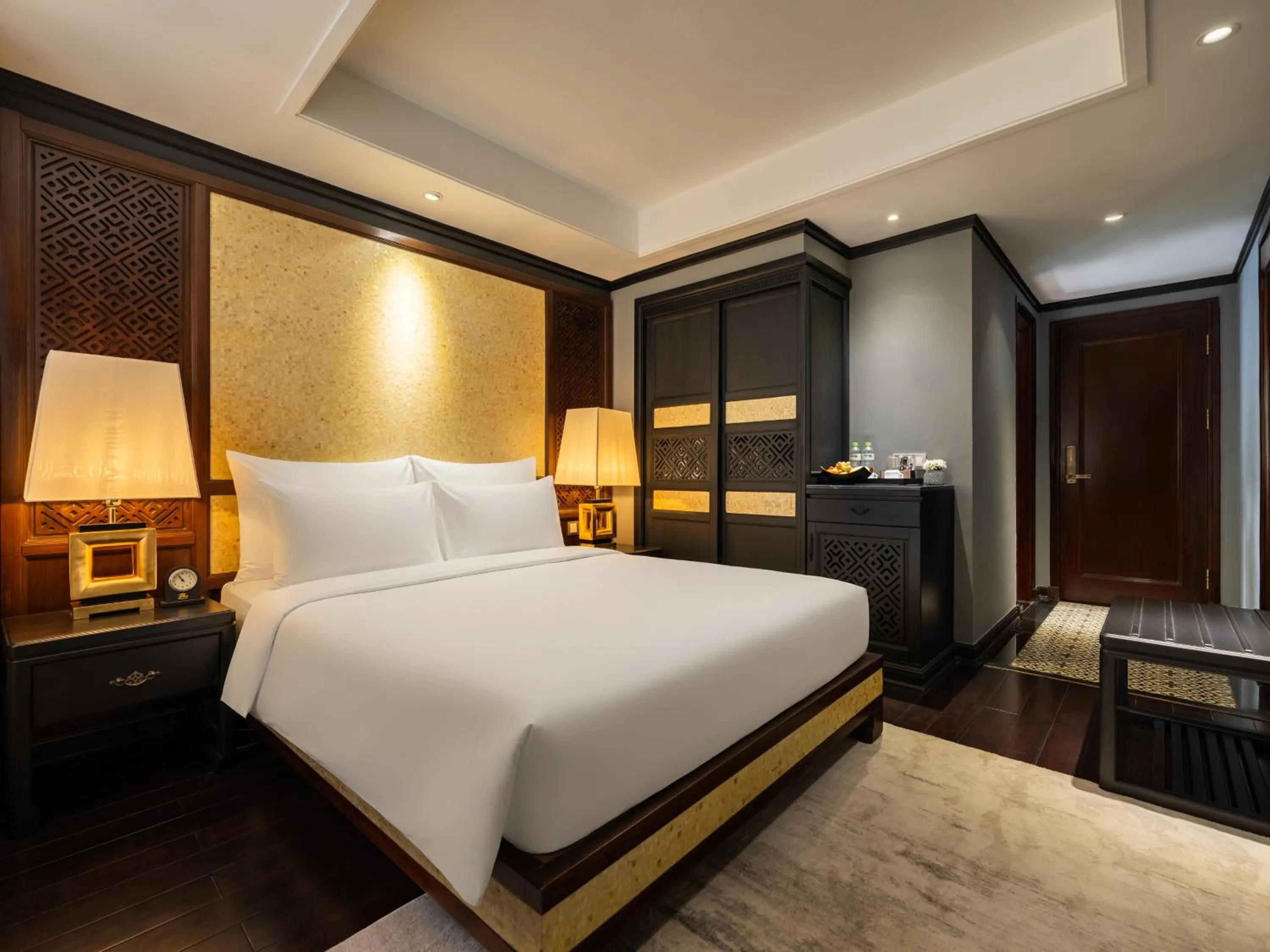 Photo of the whole room, Bed in Hanoi Solis Hotel