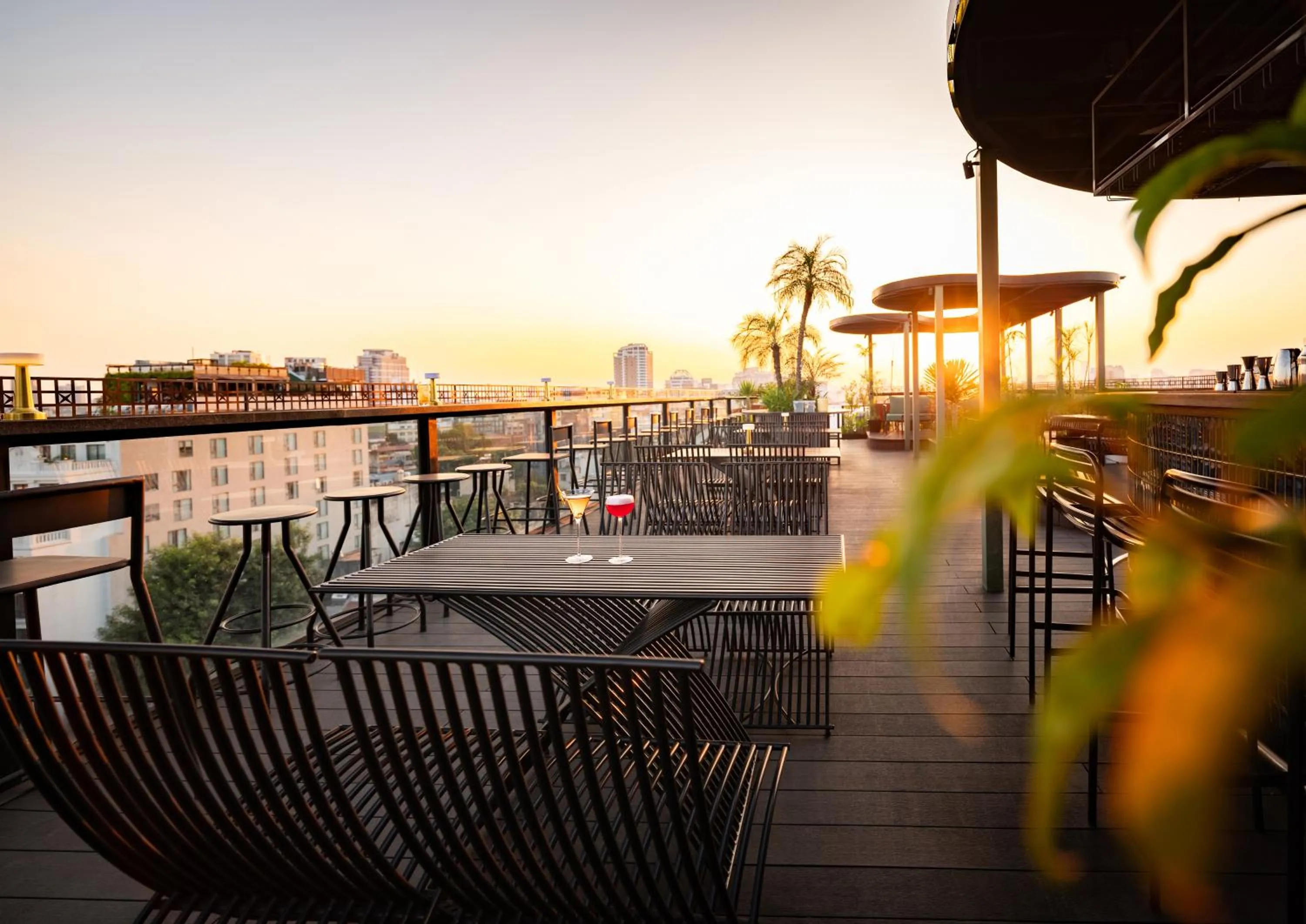 Lounge or bar in Hanoi Solis Hotel