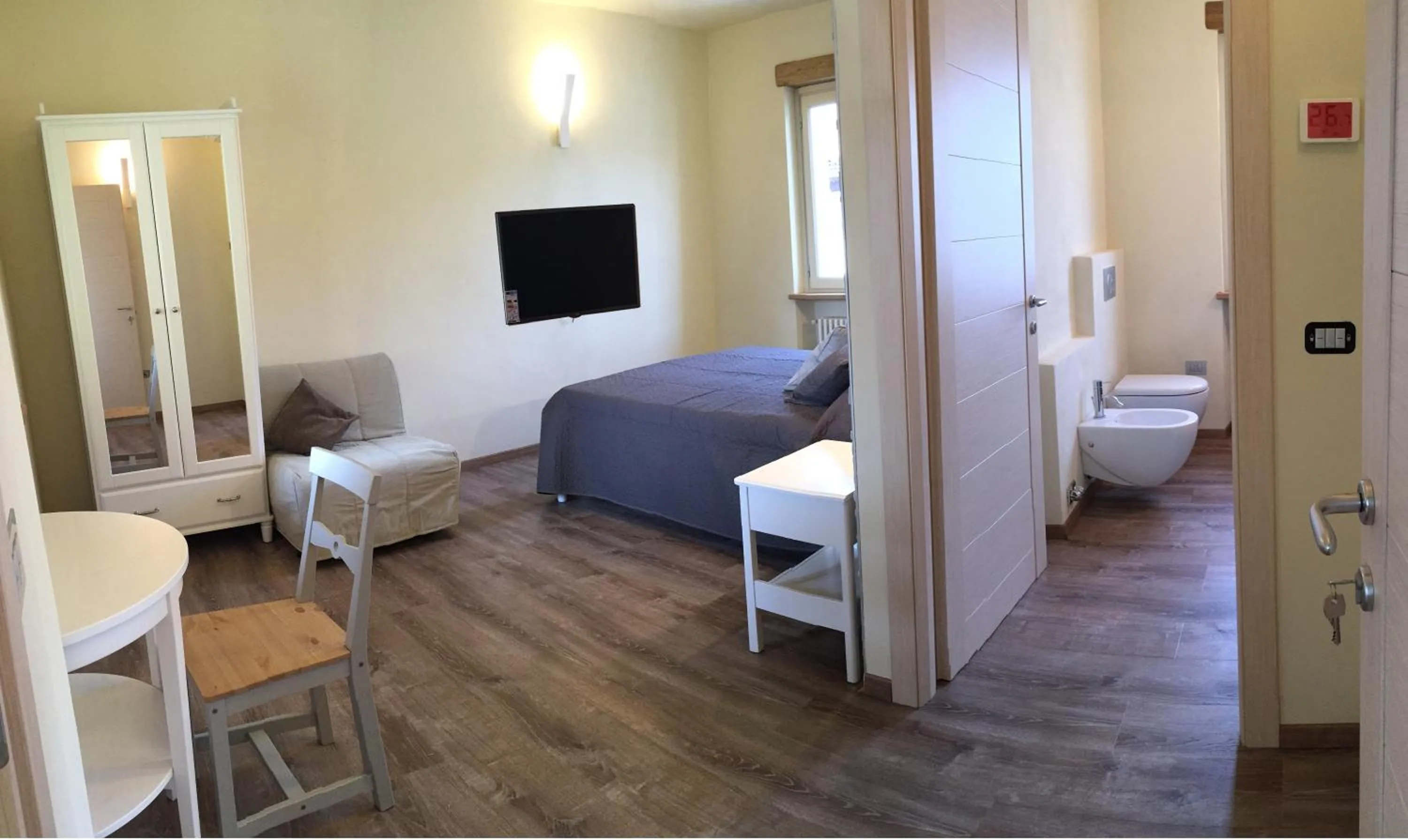 Photo of the whole room, Bed in Borgo Inferiore 24