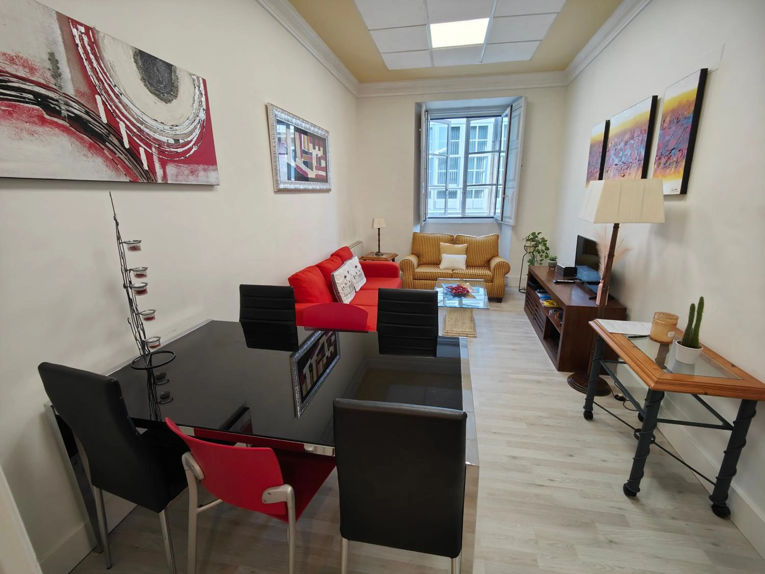 Rua Nova Apartment 28, 3 Dormitorios, WIFI, PS4 y Netflix, a 200m Catedral