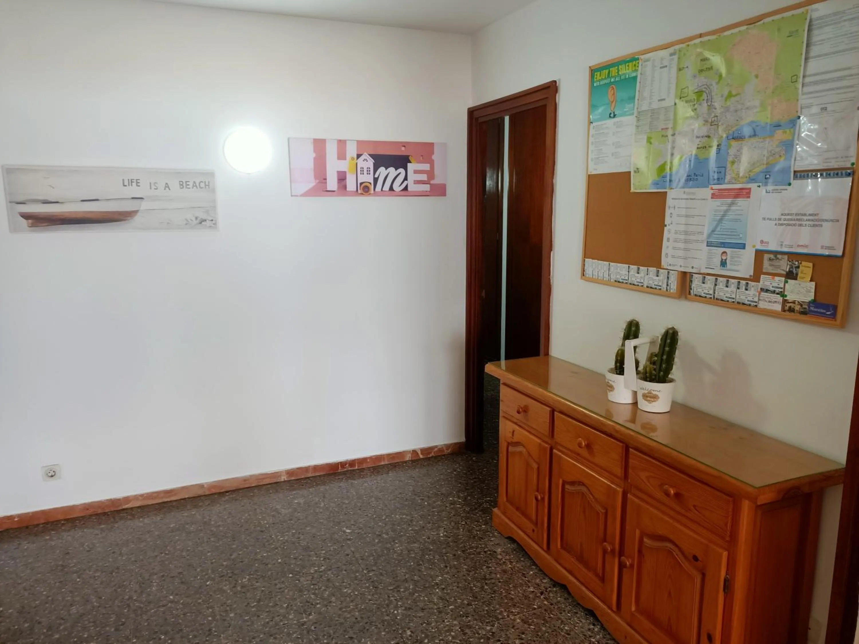 Lobby or reception in Piso Jover alojamiento en primera línea del Mar !!