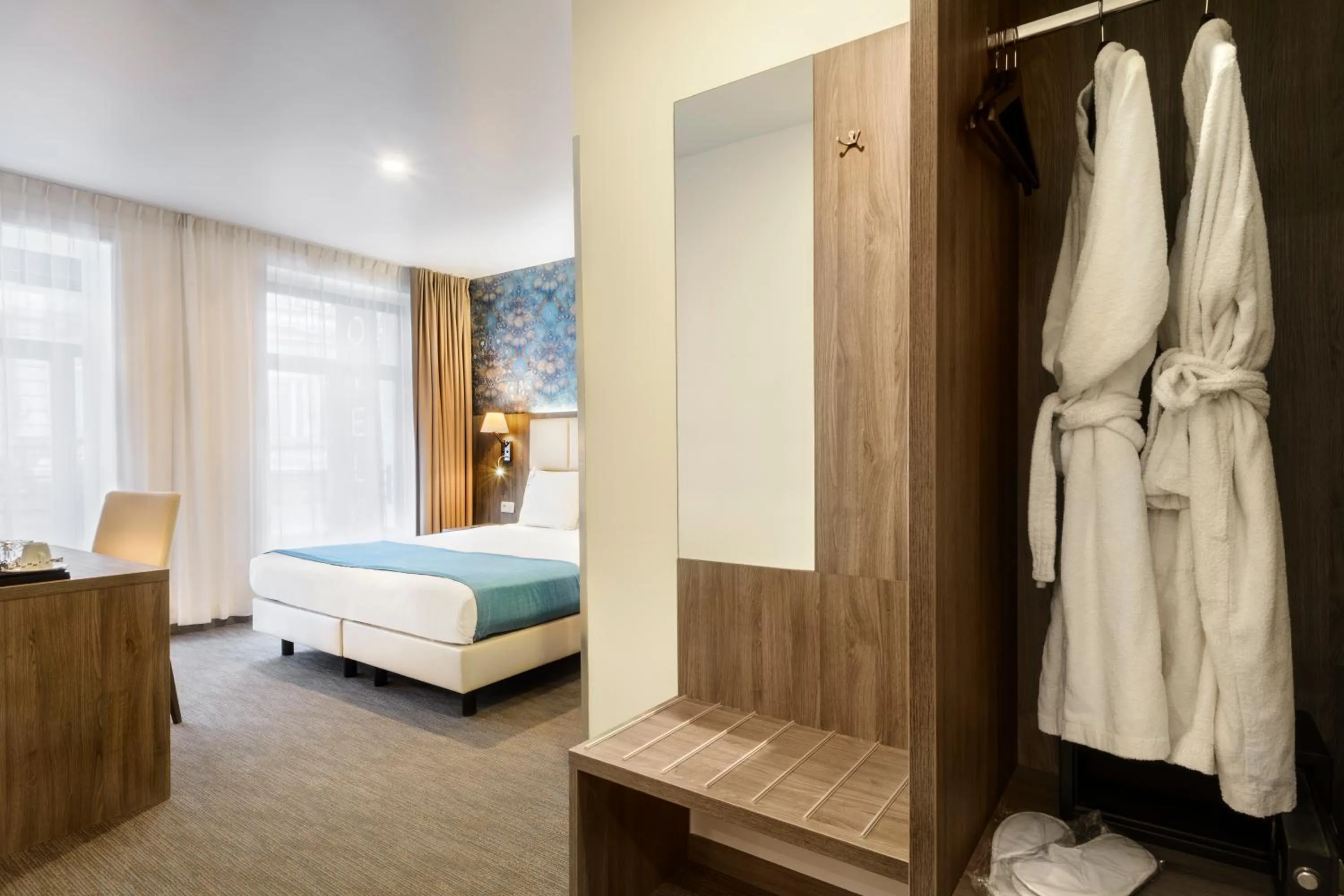 Bedroom, Bed in Dansaert Hotel