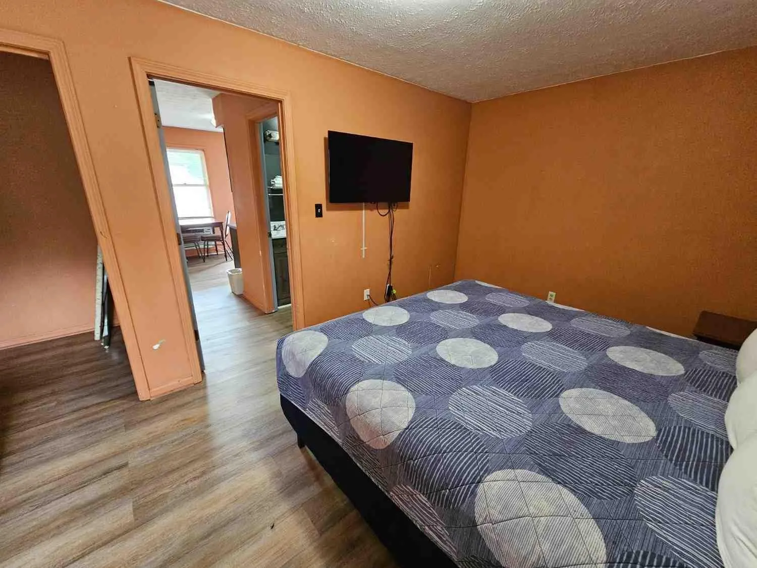 Travelers Inn and Suites