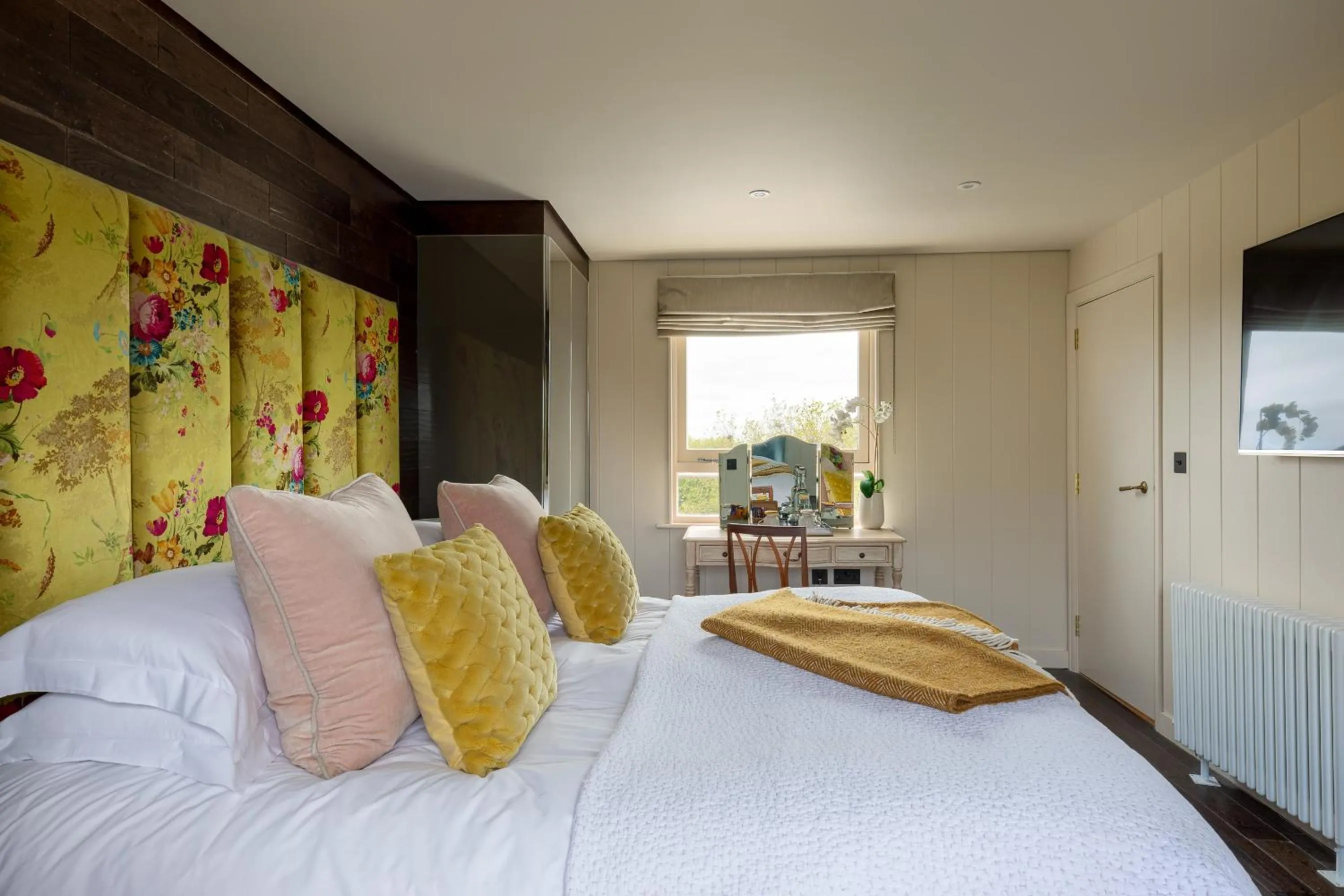 Bed in The Lookout Rye