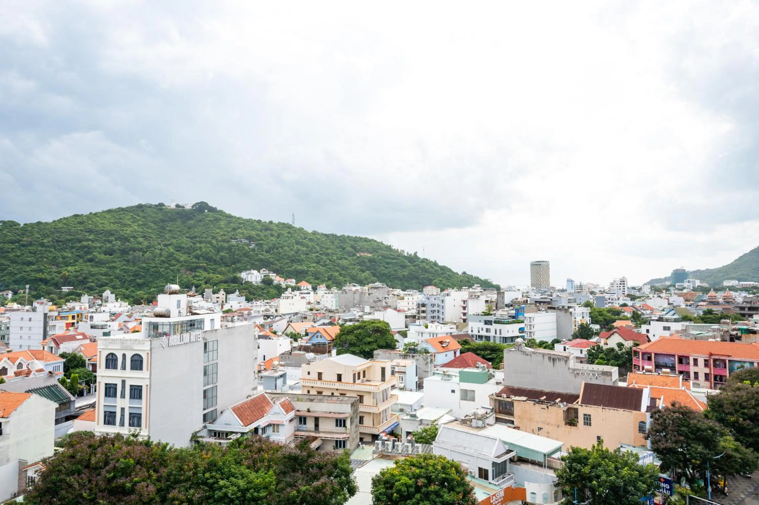 Property building in BIG Hotel Vung Tau - 5-Min Walking to Back Beach