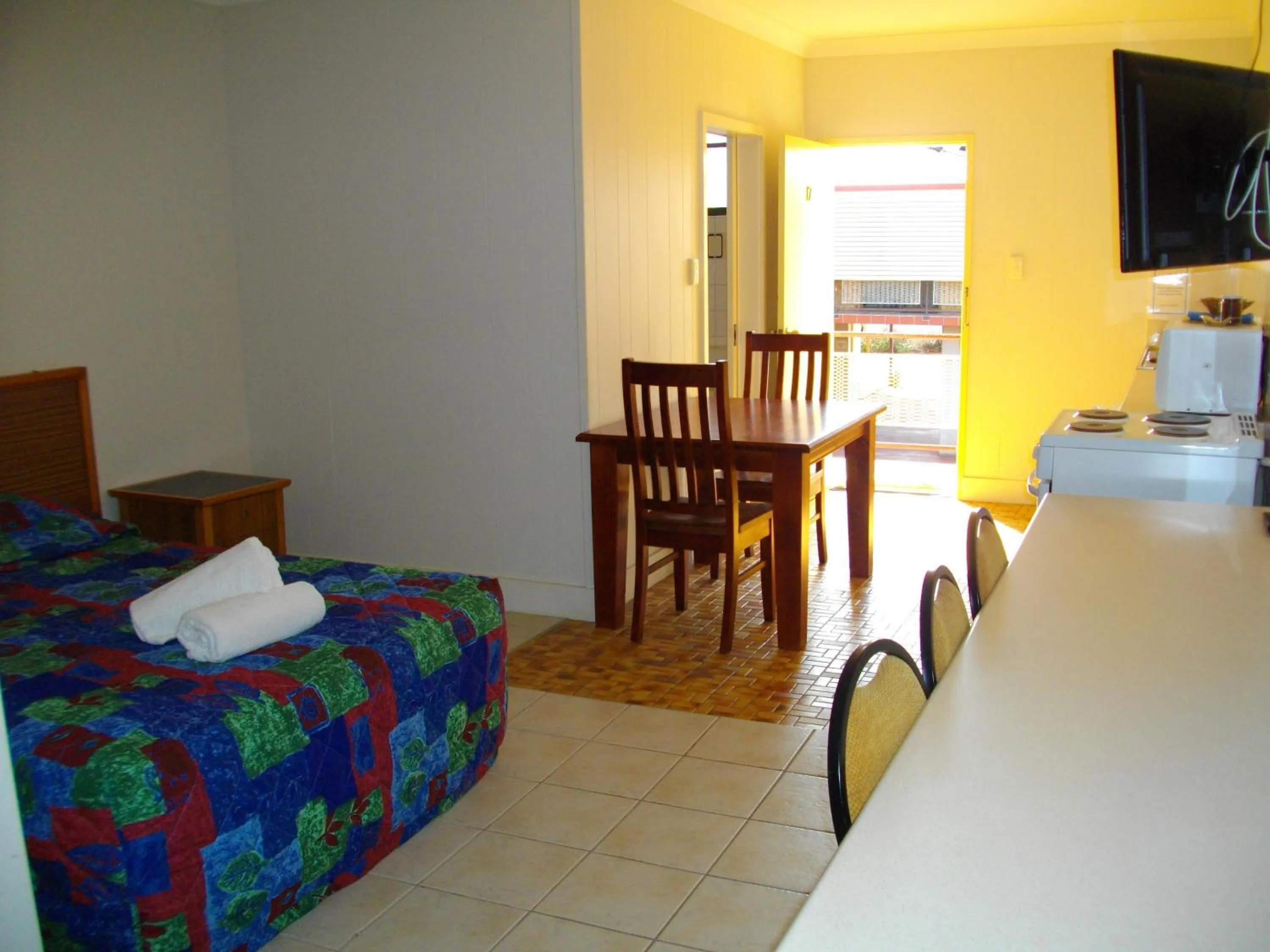 Photo of the whole room in Kurrimine Beach Motel