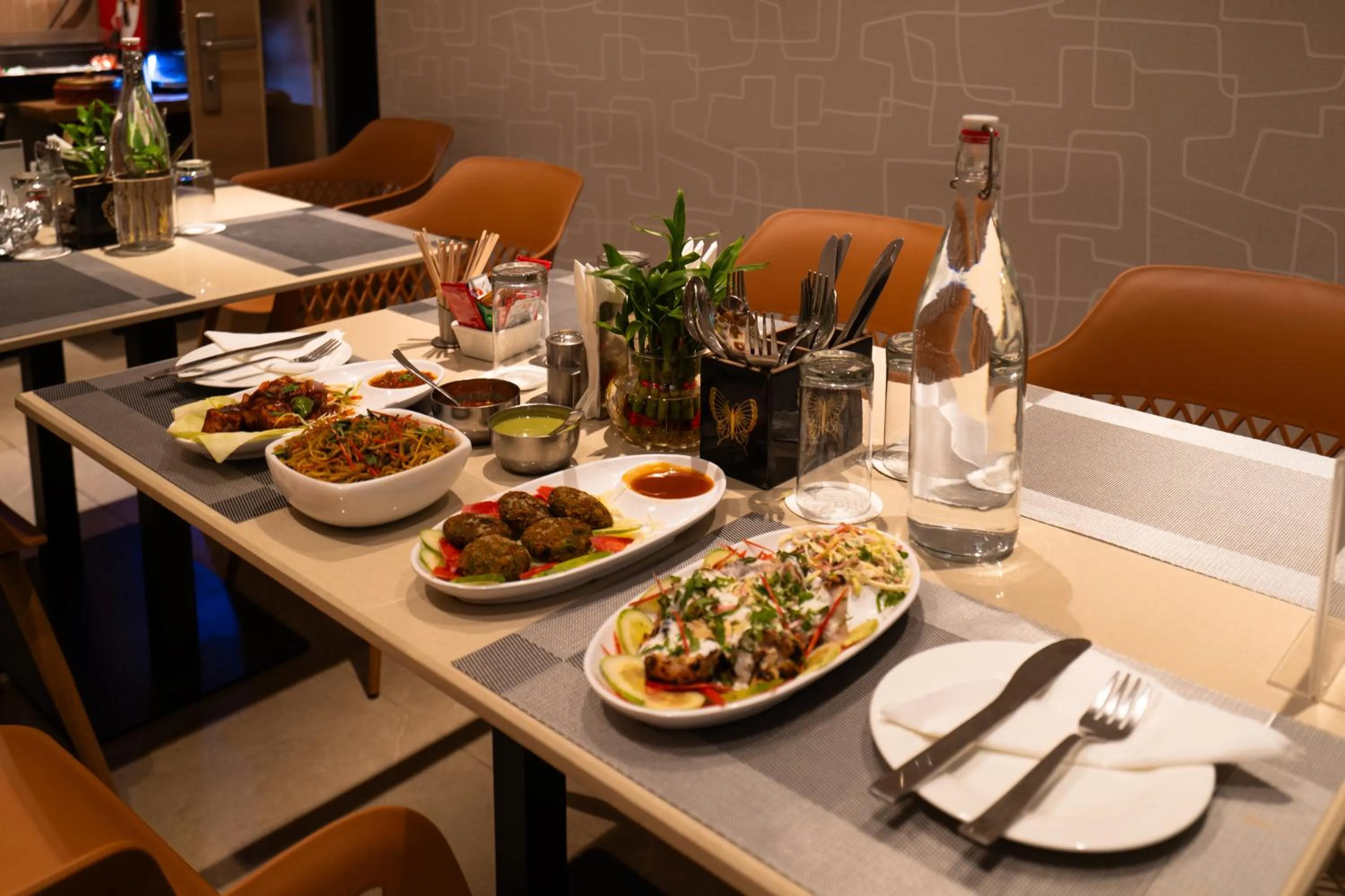 Food and drinks in Hotel Bluestone Prime Nehru Place by The Cosy hotels