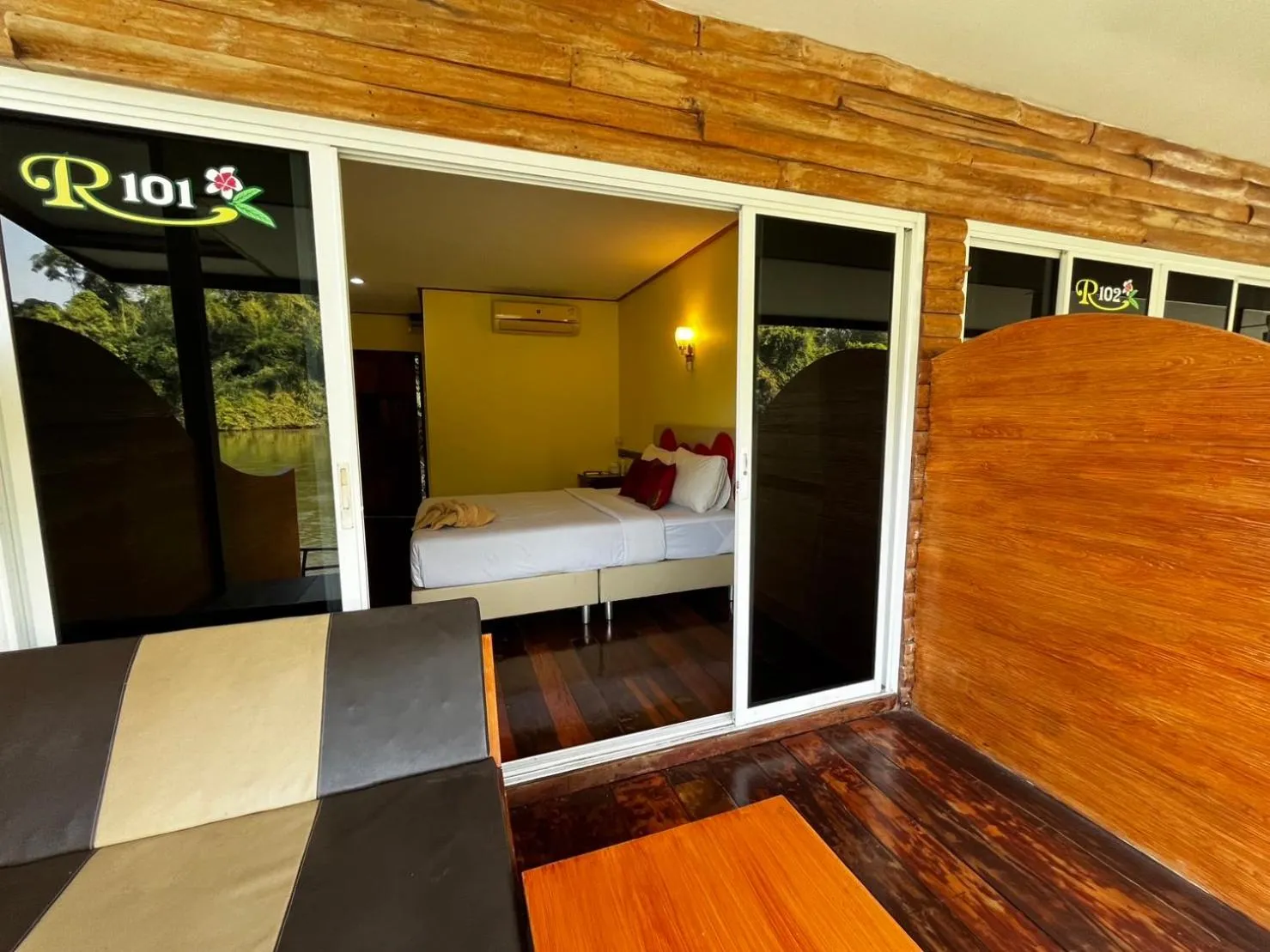 Photo of the whole room, Bed in Star Hill River Kwai Resort