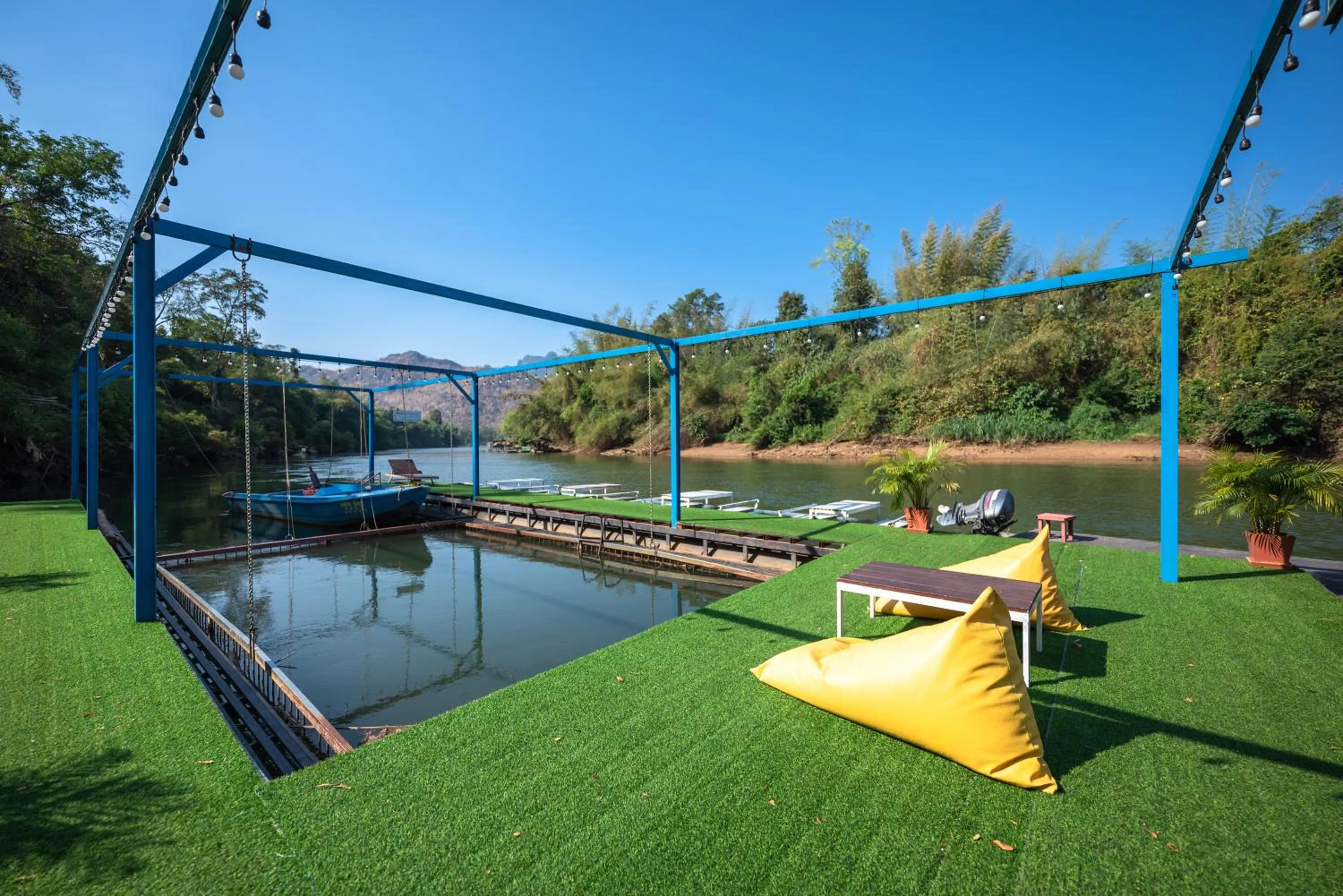 River view in Star Hill River Kwai Resort