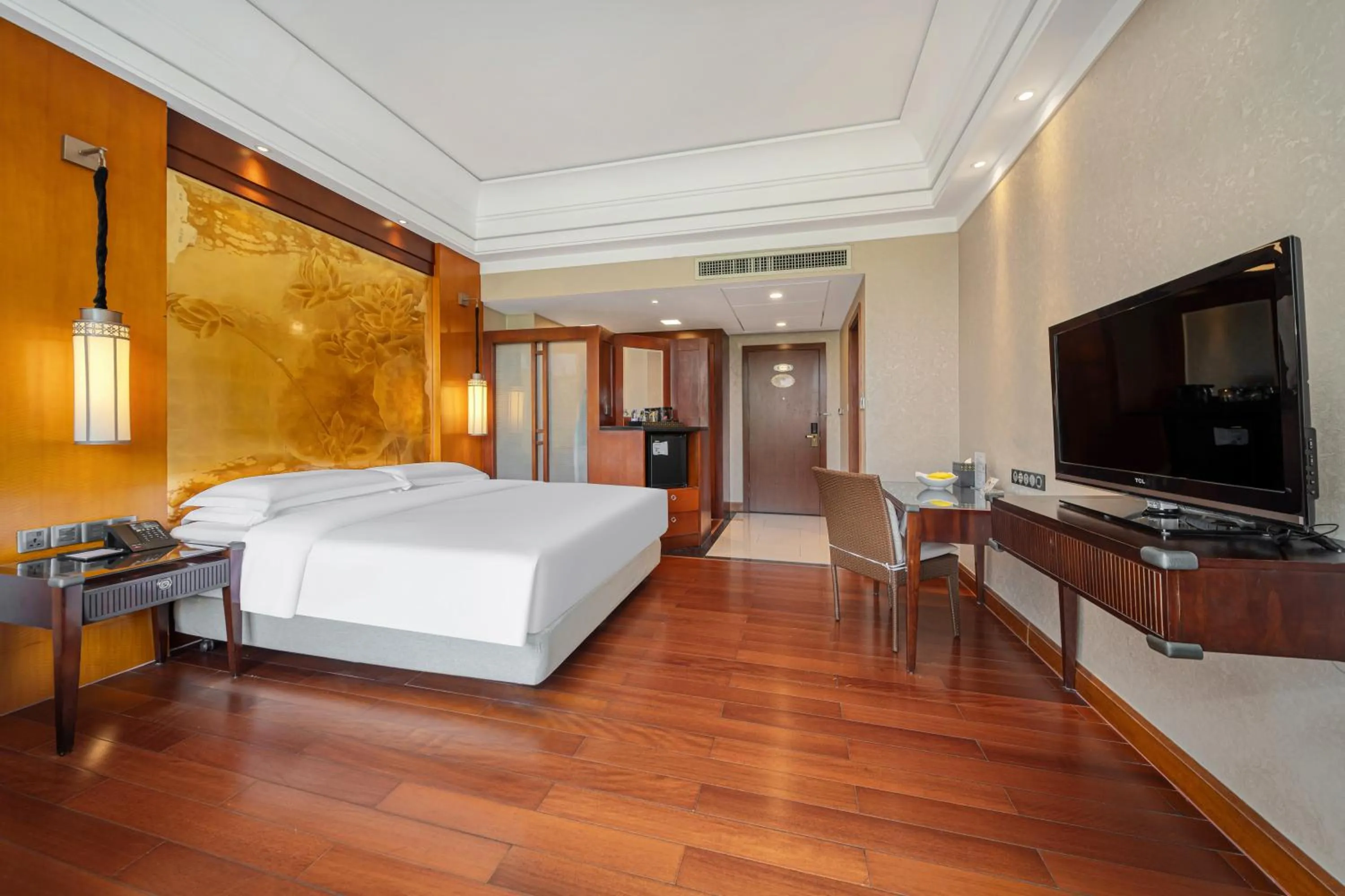 Photo of the whole room in Good View Hotel Tangxia - 15 mins drive from Dongguan South Railway Station