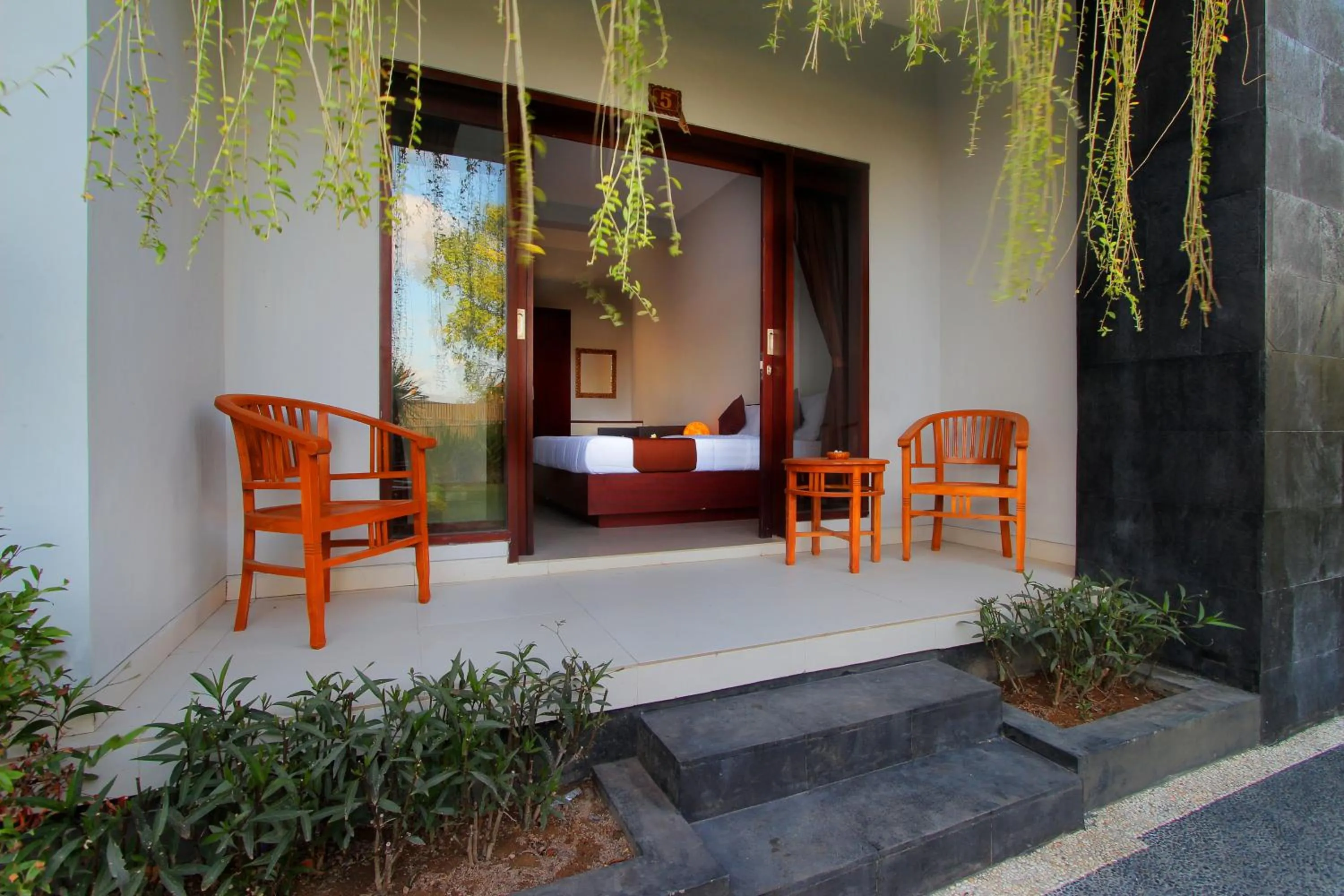 Garden in Srikandi Inn