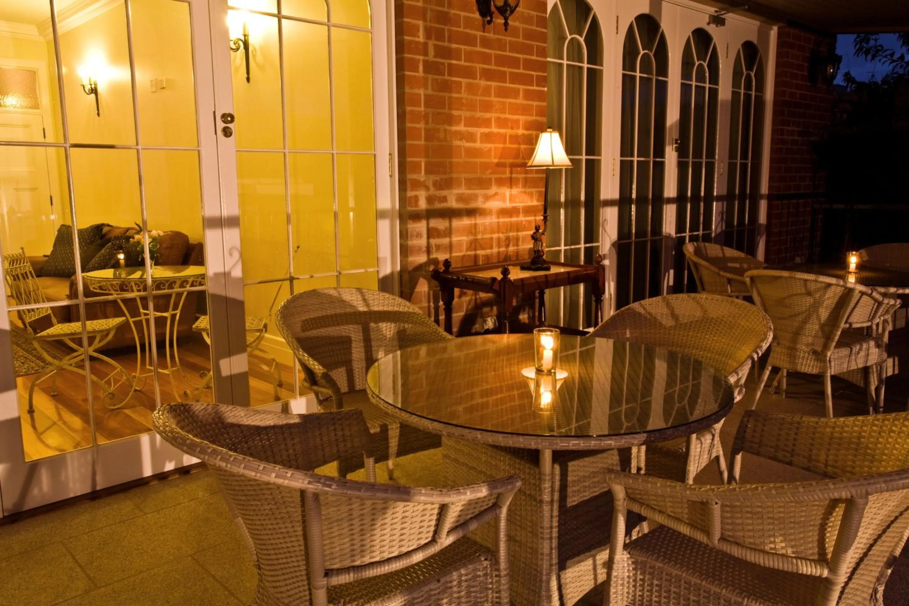 Lounge or bar in Freeman On Ford