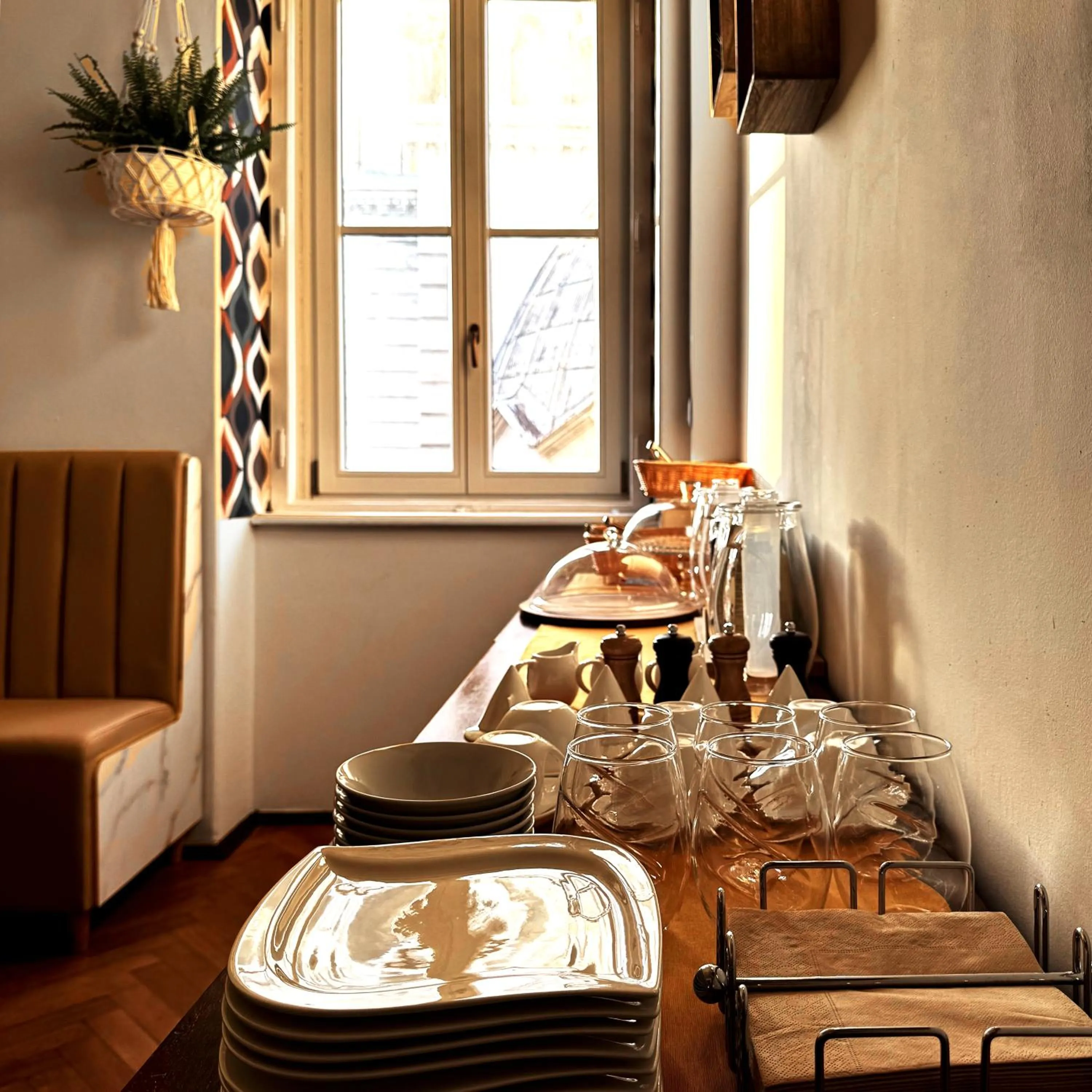 Food and drinks in Bed and Chic art rooms