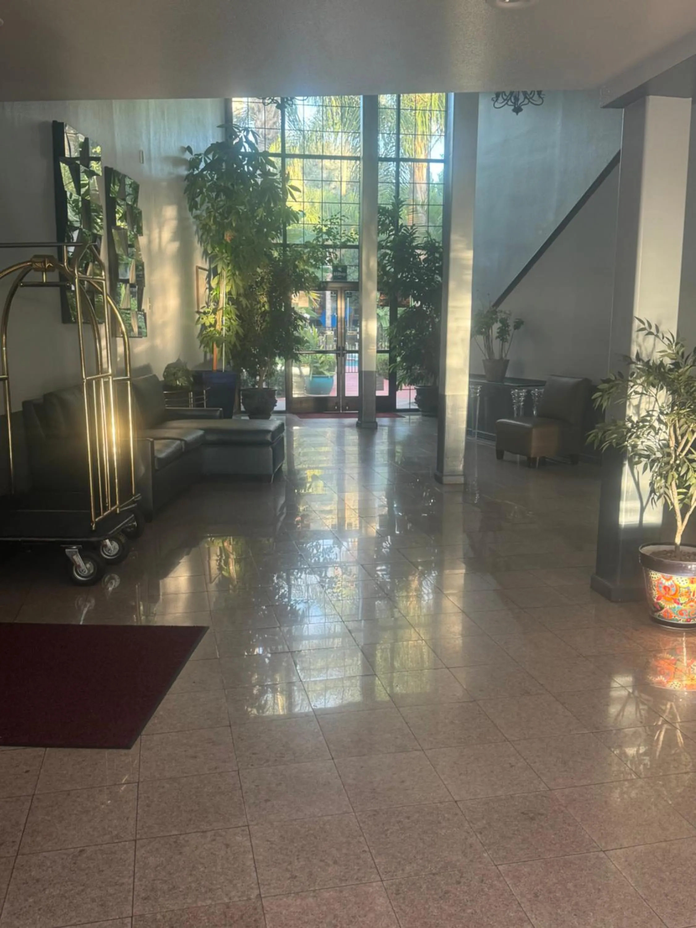 Lobby or reception in Hiltop Hotel