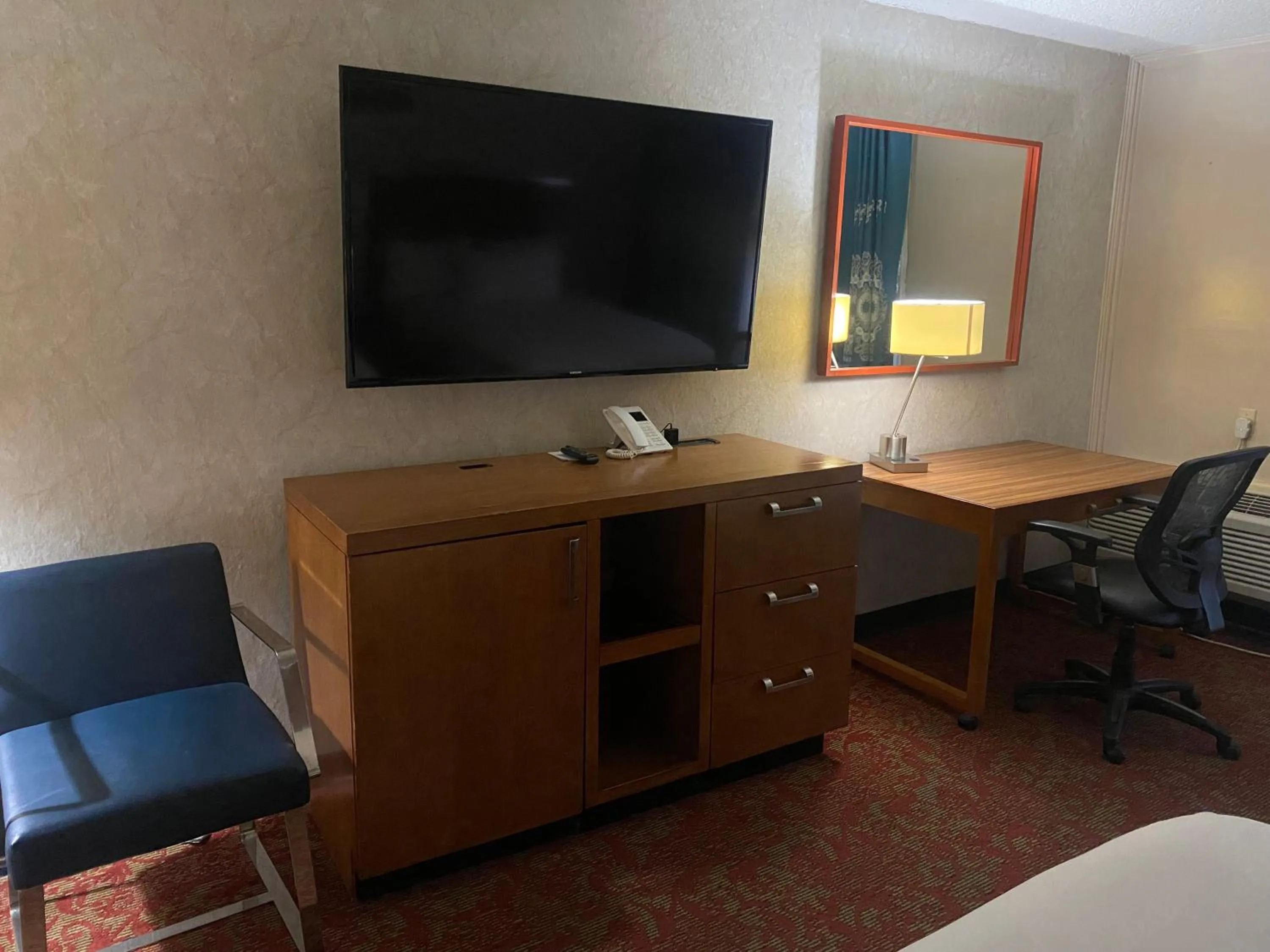 furniture in Hiltop Hotel