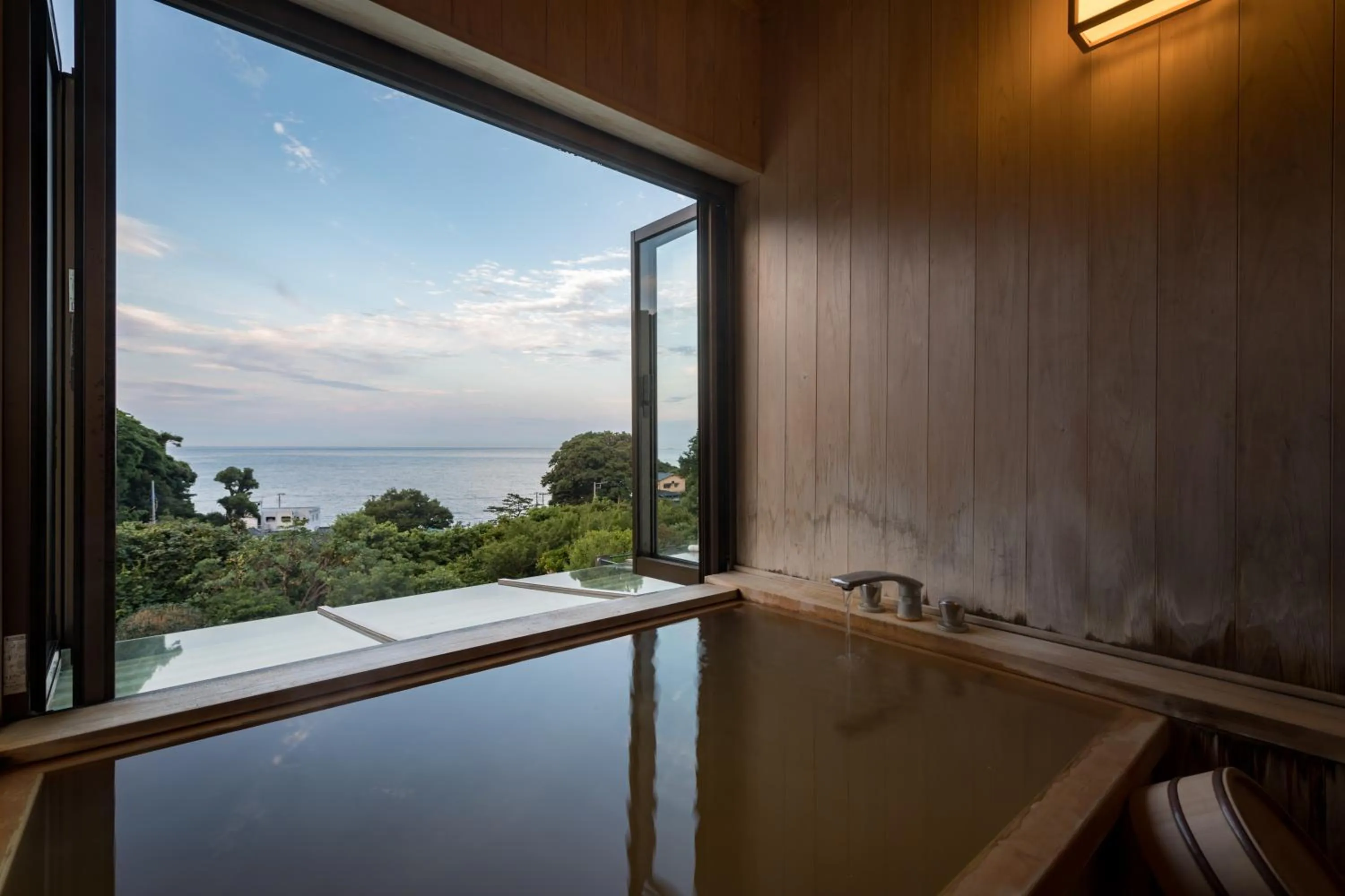 Bathroom in Isaribi (No Children)