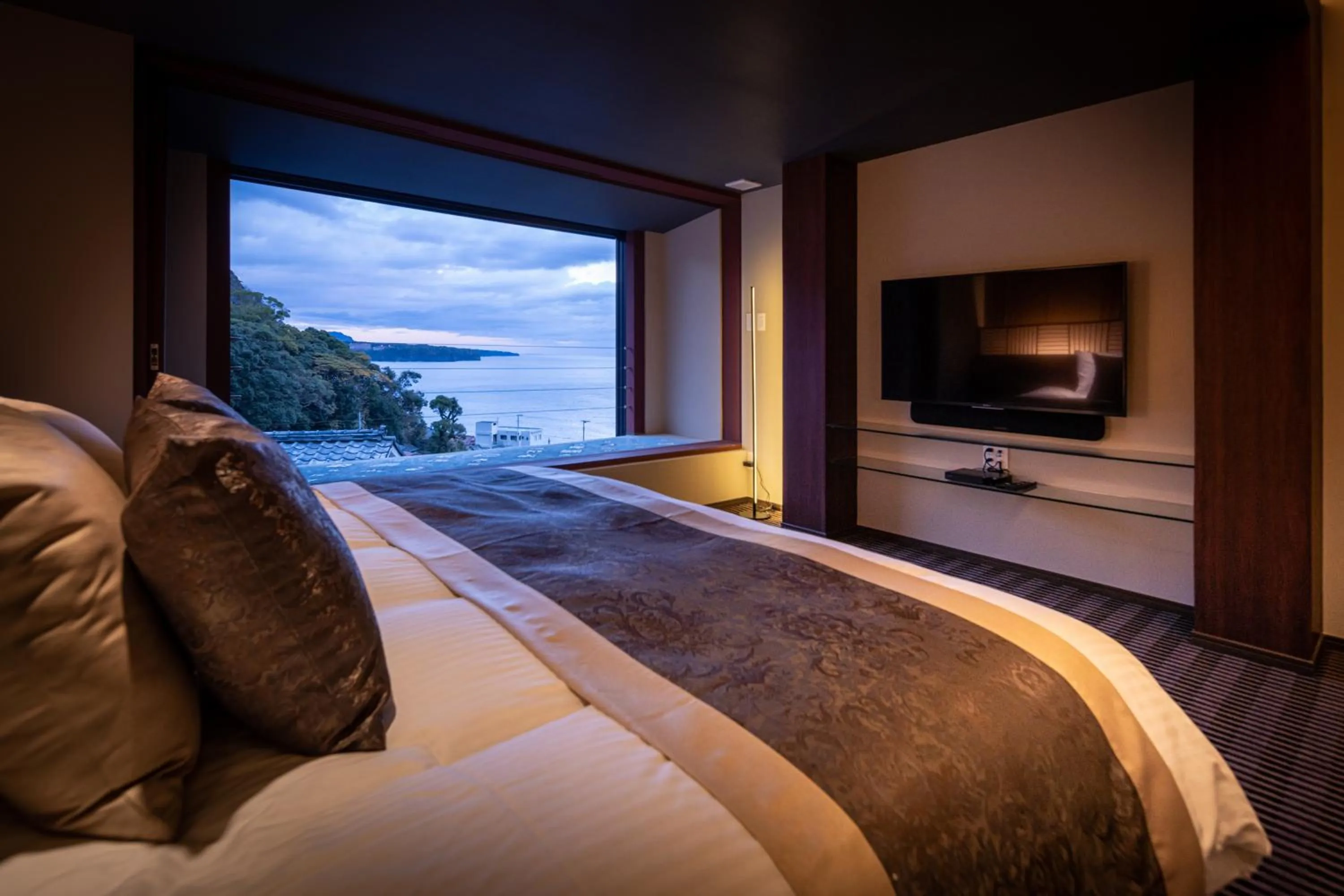 Bed in Isaribi (No Children)