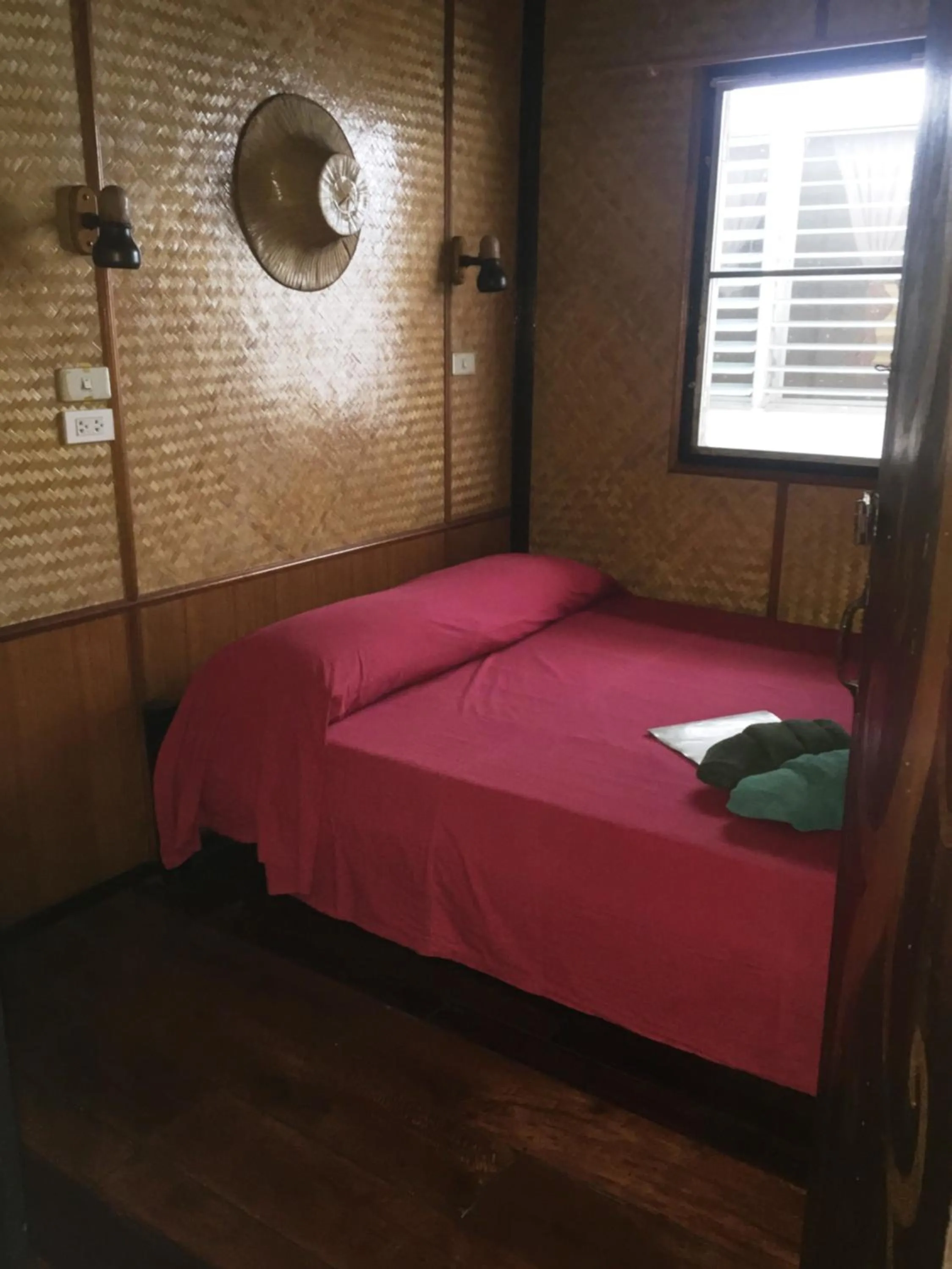 Bed in Shanti Lodge