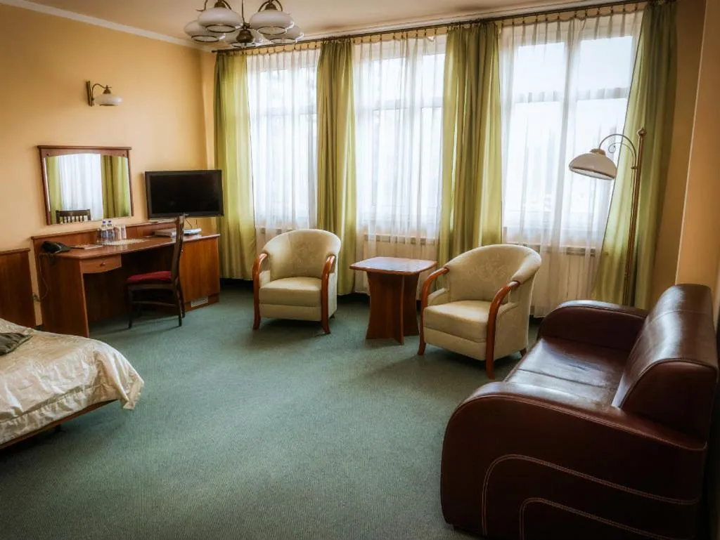 Photo of the whole room in Alabastro