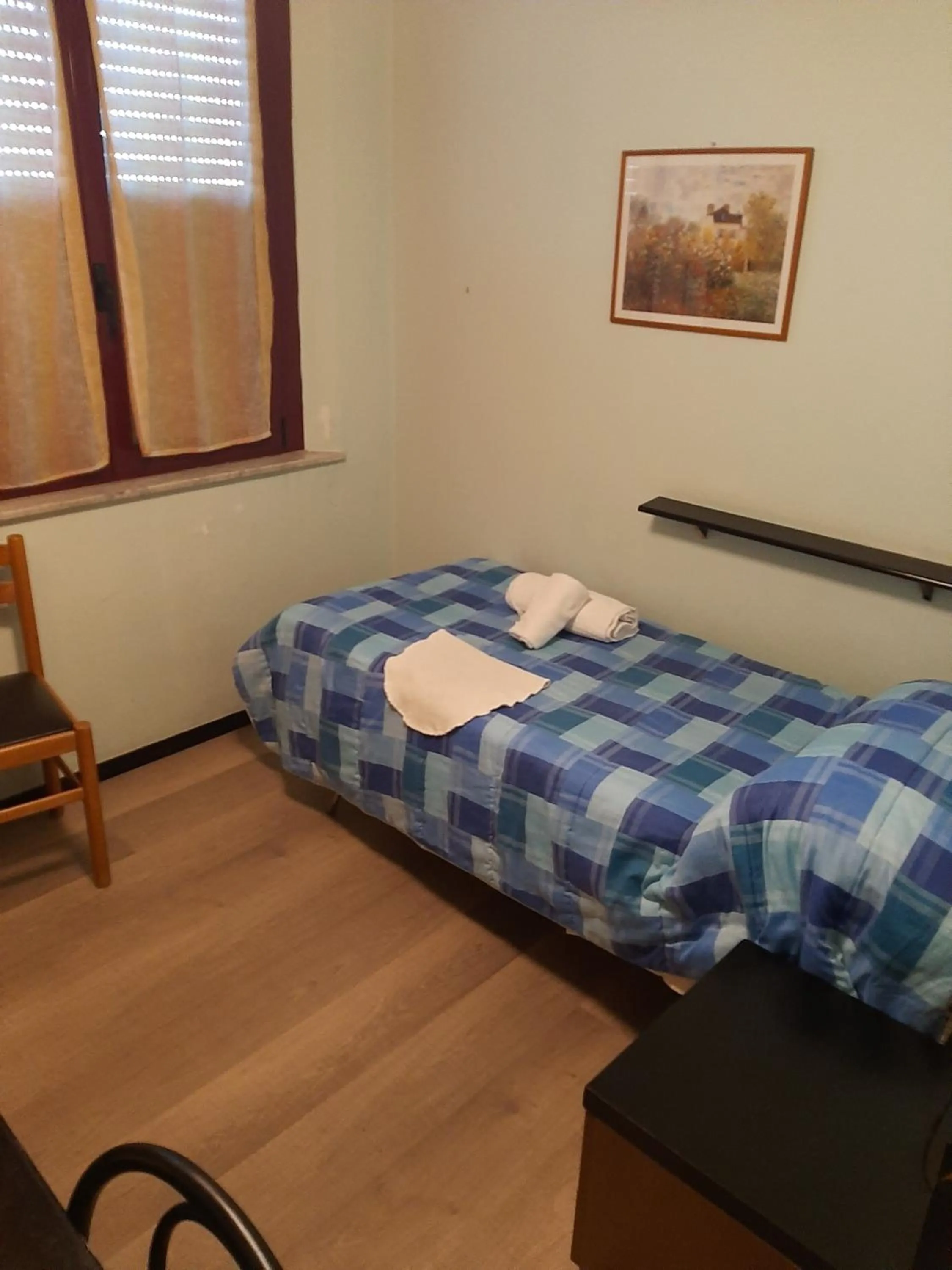 Bedroom in Hotel Niagara