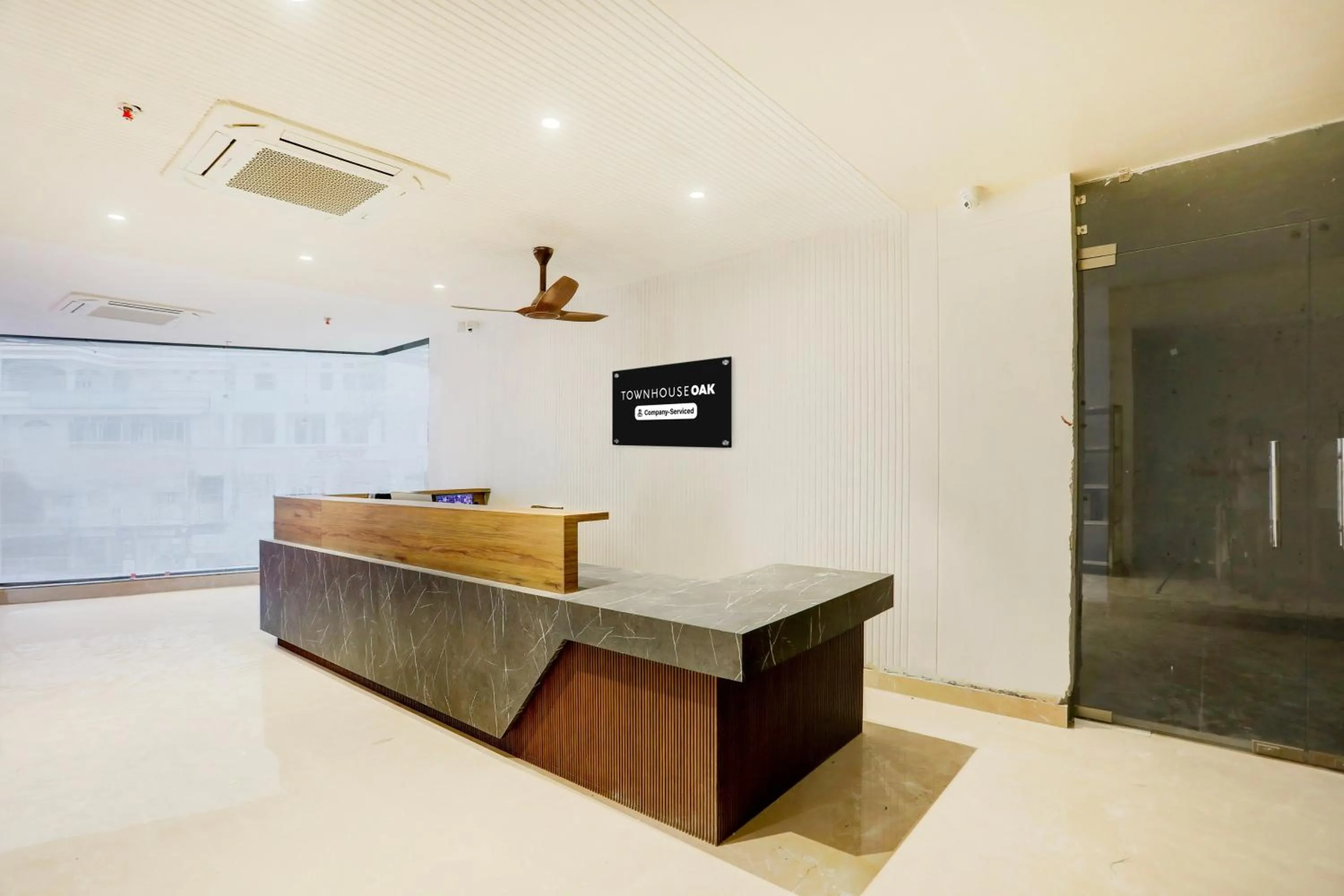 Lobby or reception in Super Townhouse Oak AIIMS Walmi Govindpur